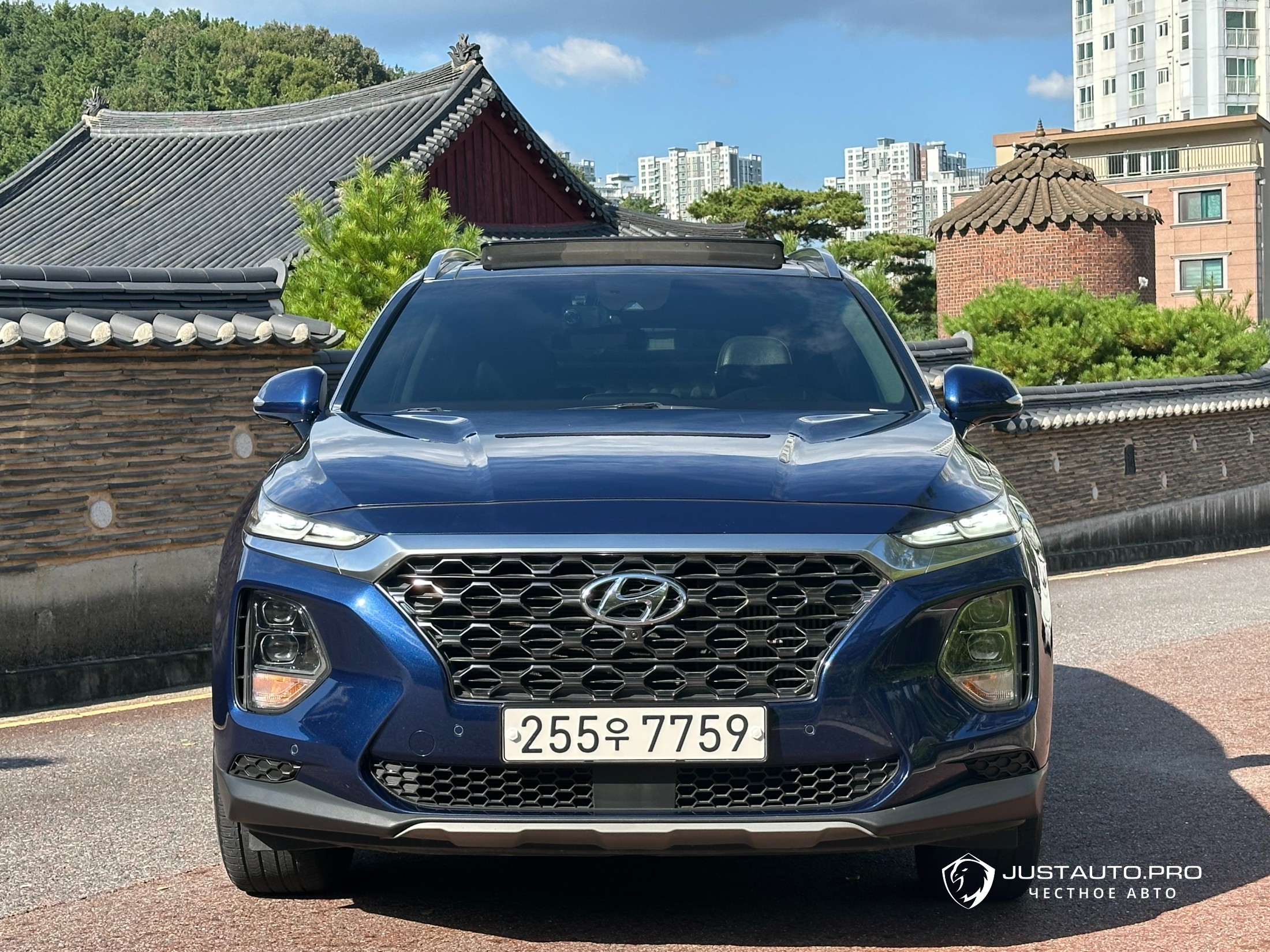 Автомобиль Hyundai Santafe