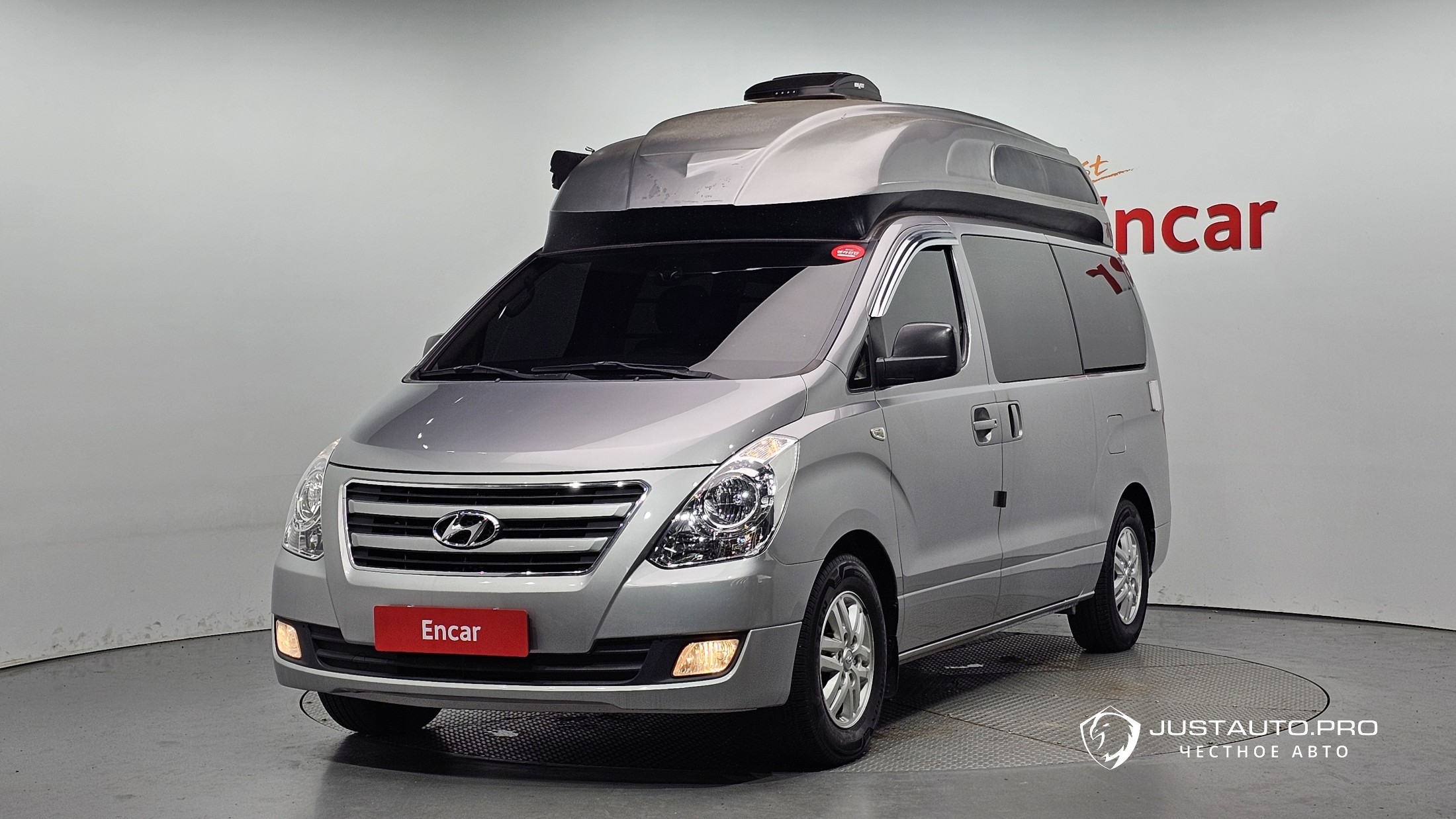 Автомобиль Hyundai Starex