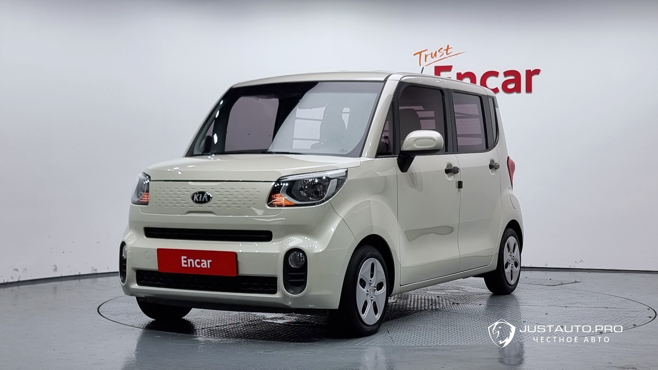 Автомобиль Kia RAY