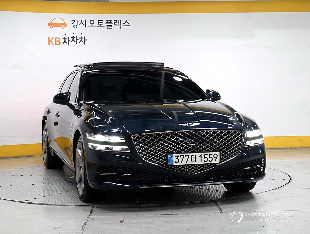 Автомобиль Genesis G80