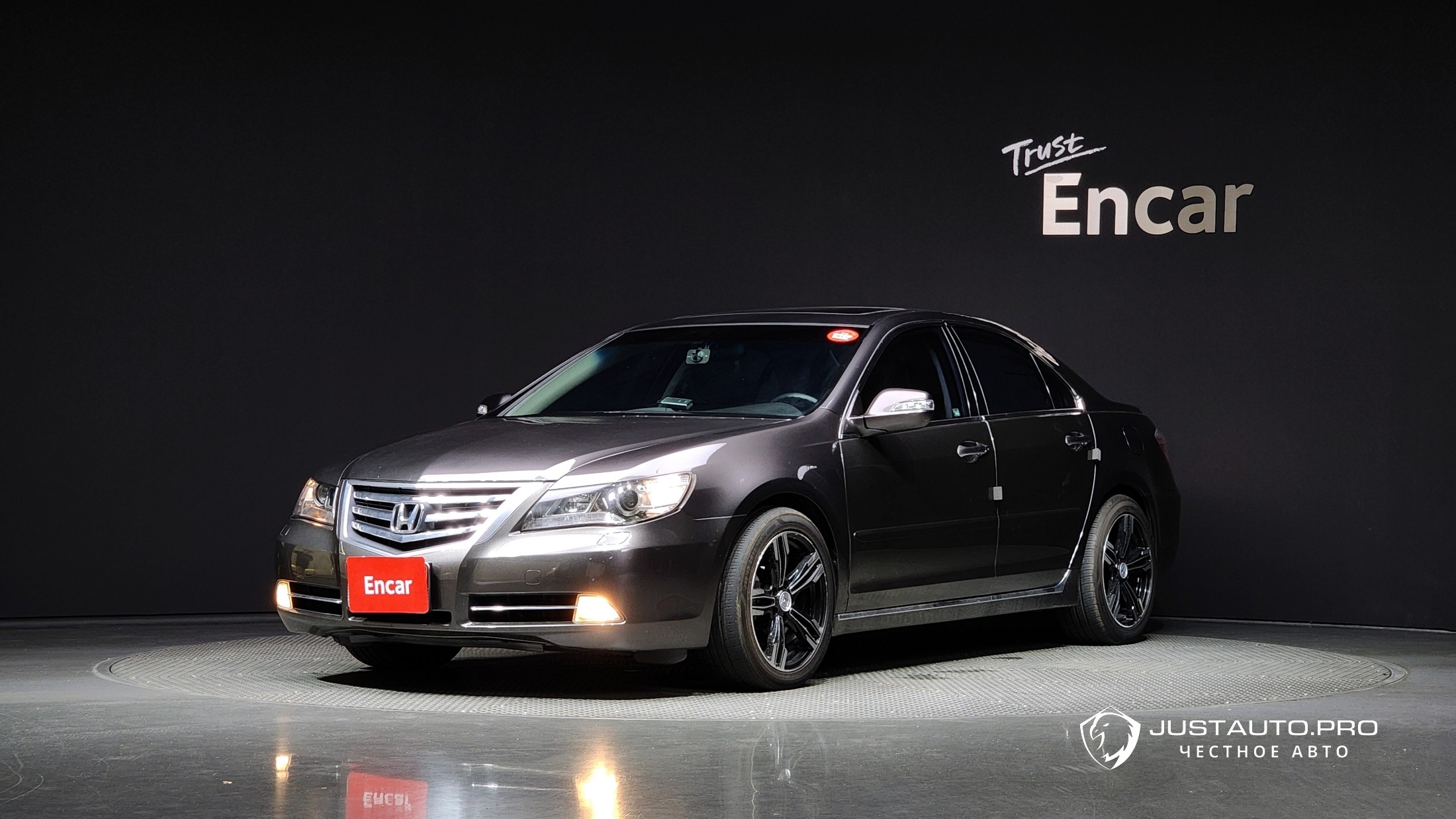 Автомобиль Honda Legend
