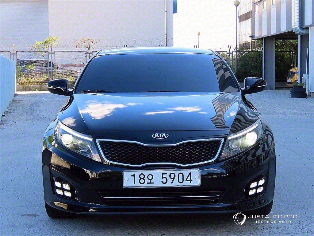 Автомобиль Kia K5
