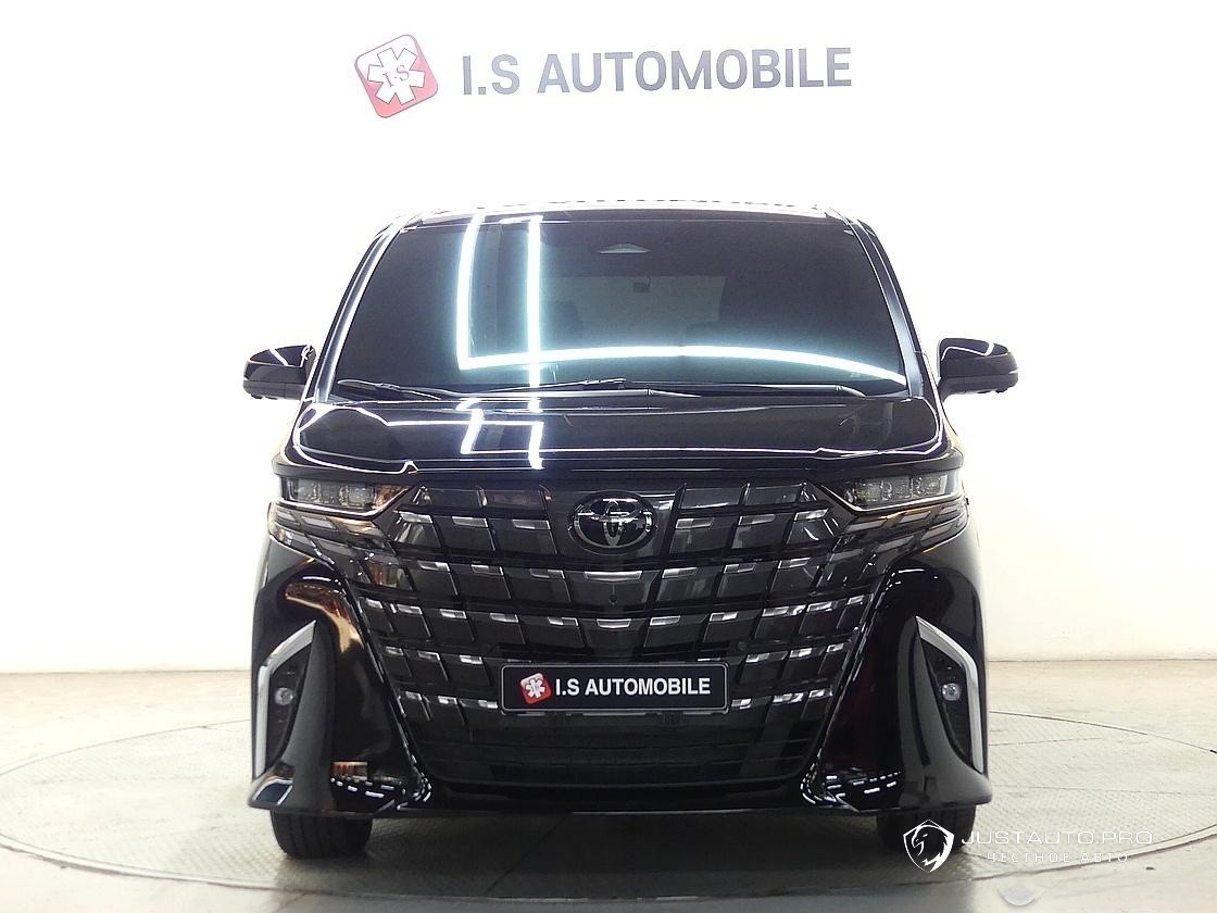 Автомобиль Toyota Alphard