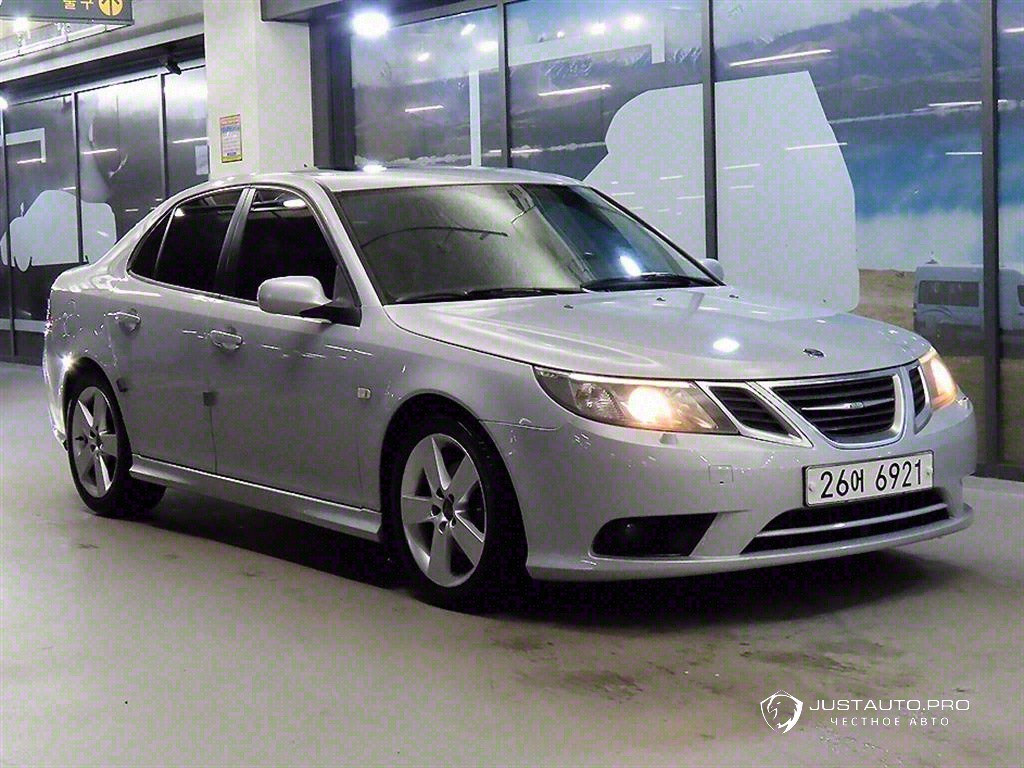 Автомобиль Saab 9-3