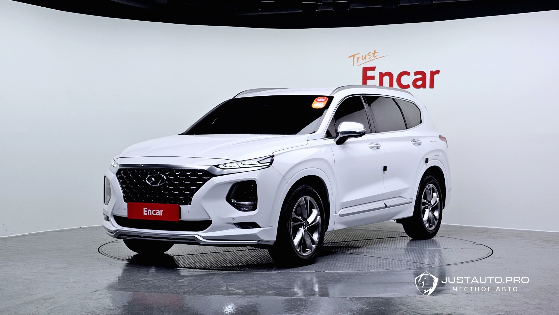 Автомобиль Hyundai Santafe