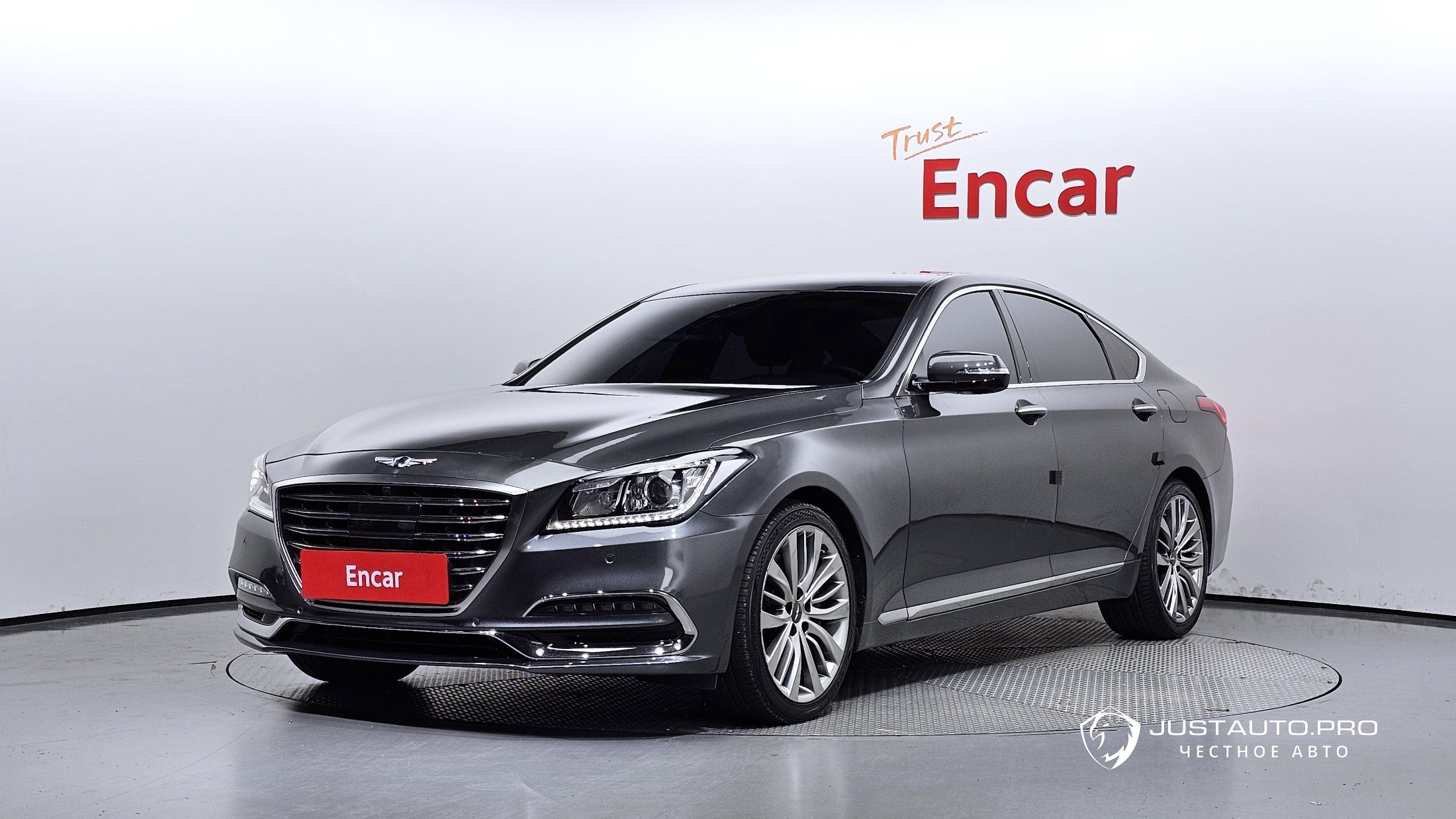 Автомобиль Genesis G80