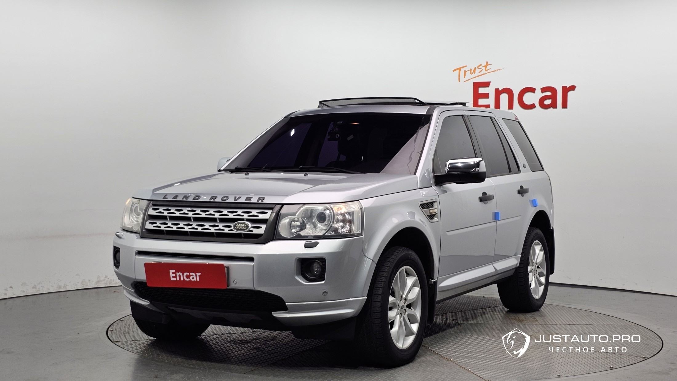 Автомобиль Land Rover Freelander