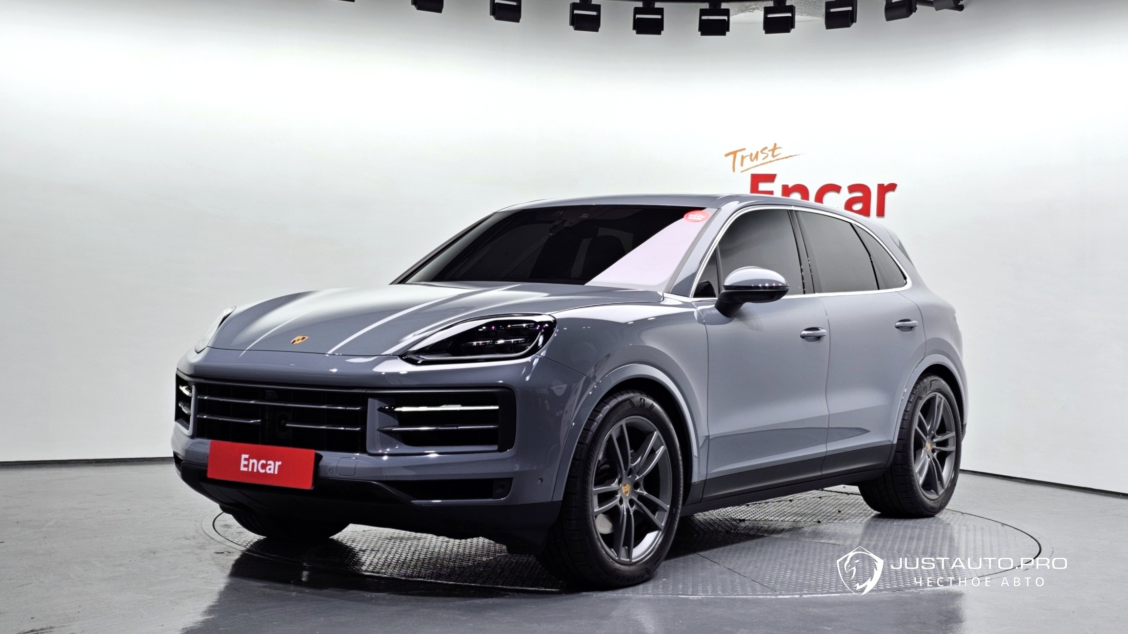Автомобиль Porsche Cayenne