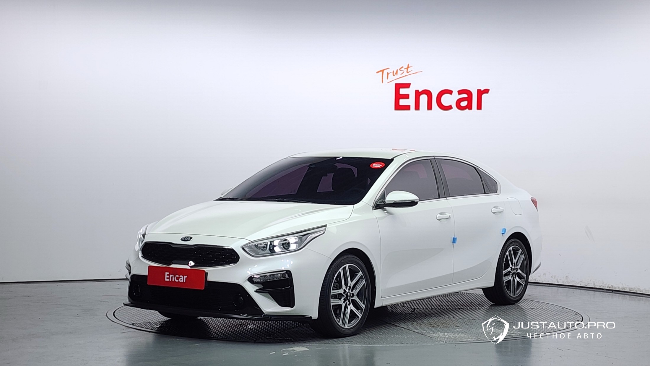 Автомобиль Kia K3