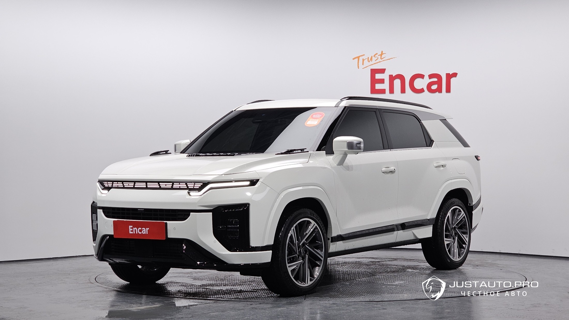 Автомобиль KG_Mobility_Ssangyong Actyon