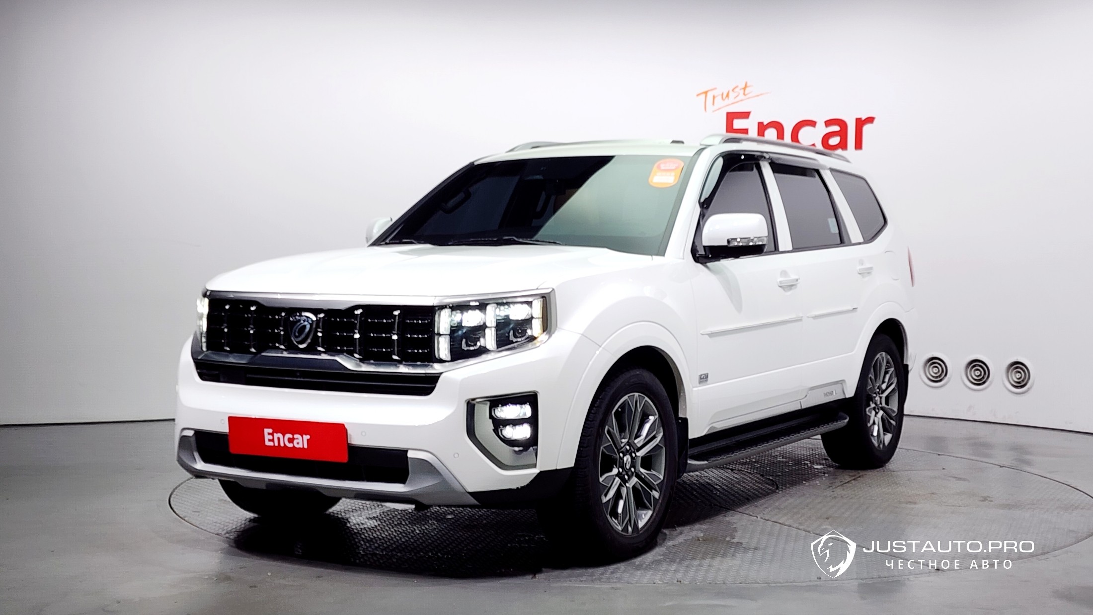 Автомобиль Kia Mohave