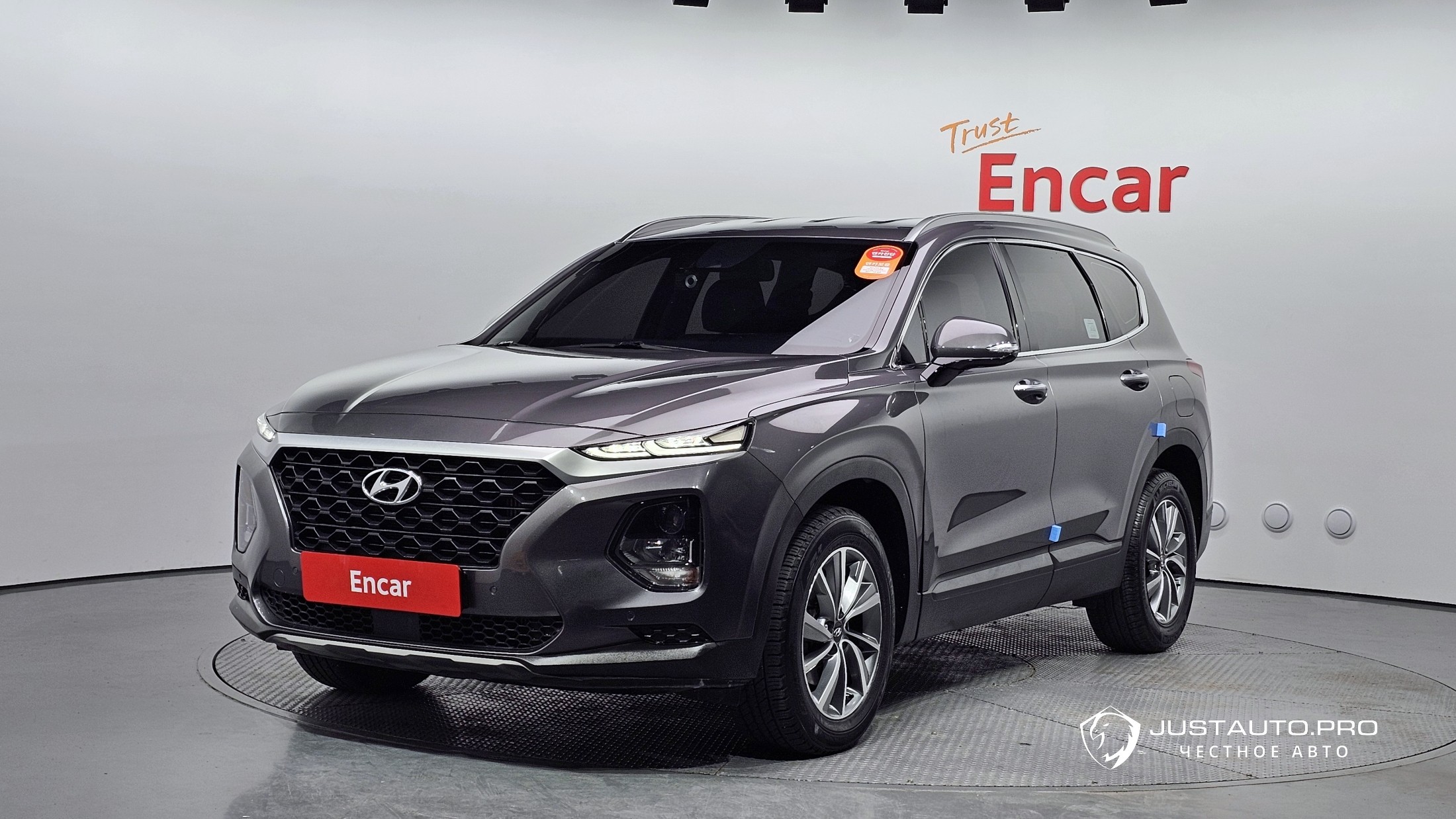 Автомобиль Hyundai Santafe