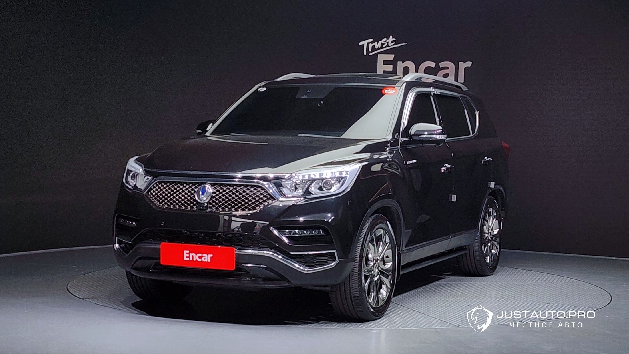 Автомобиль KG_Mobility_Ssangyong Rexton