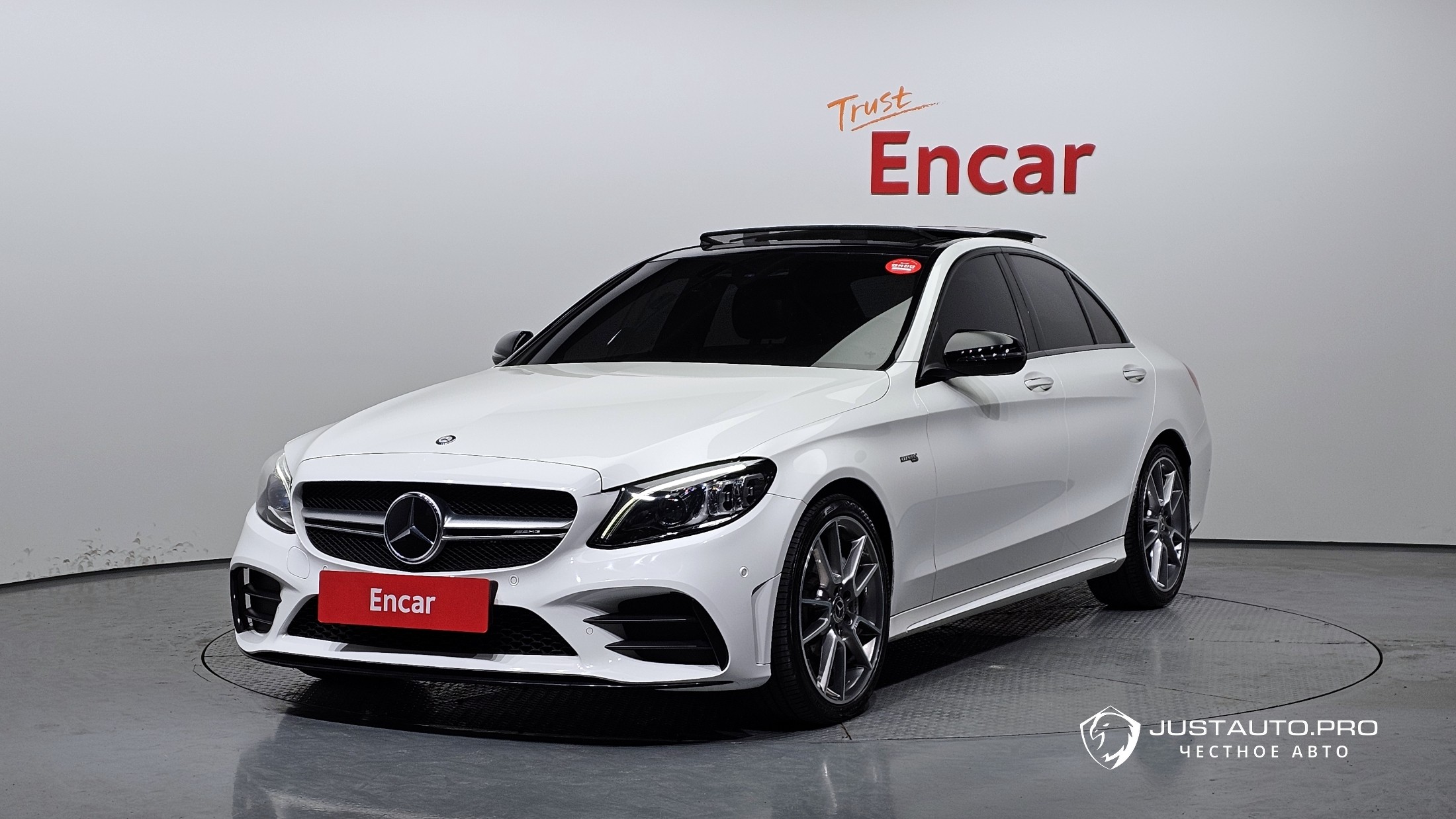 Автомобиль Mercedes-Benz C-Class