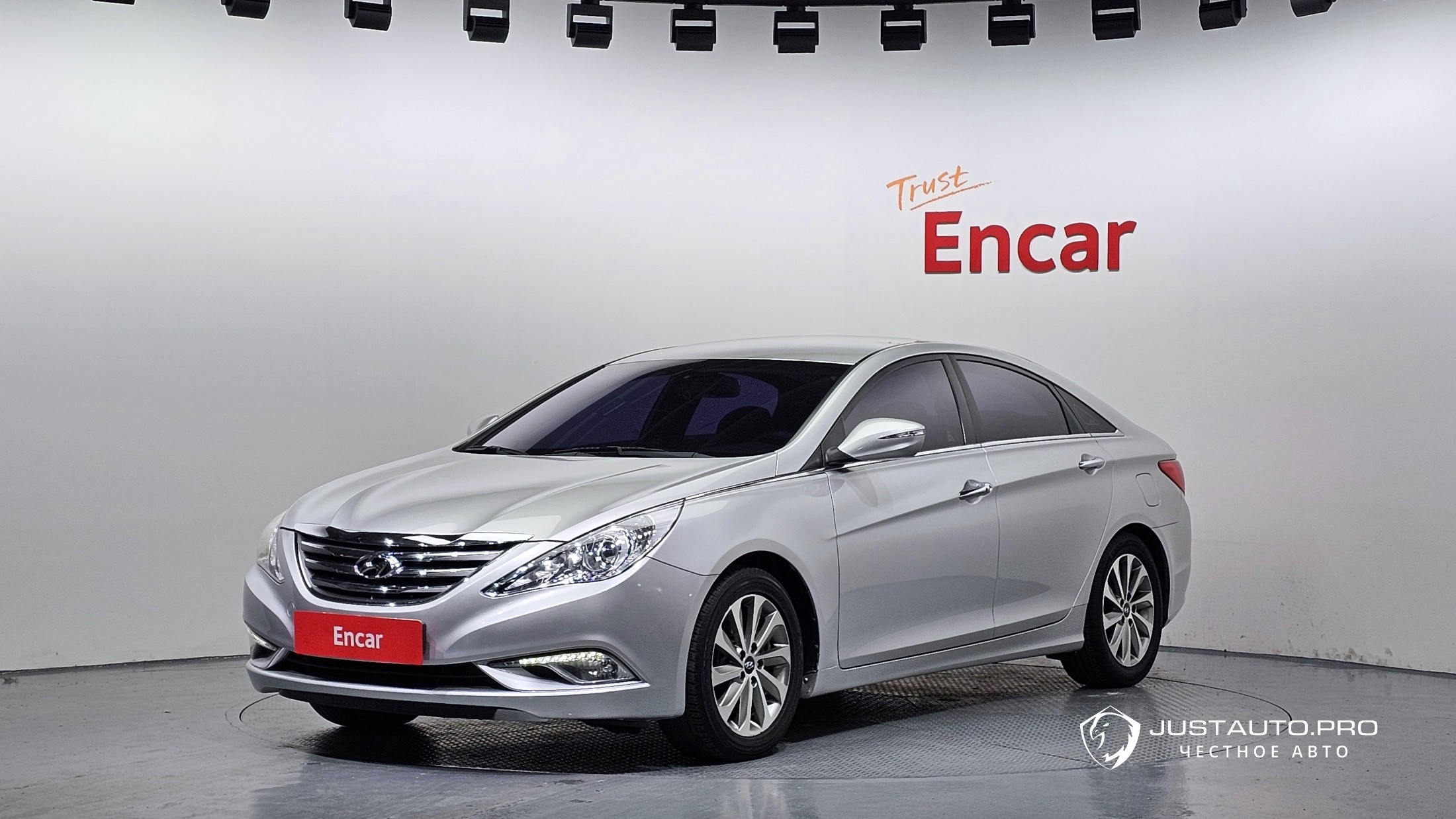 Автомобиль Hyundai Sonata