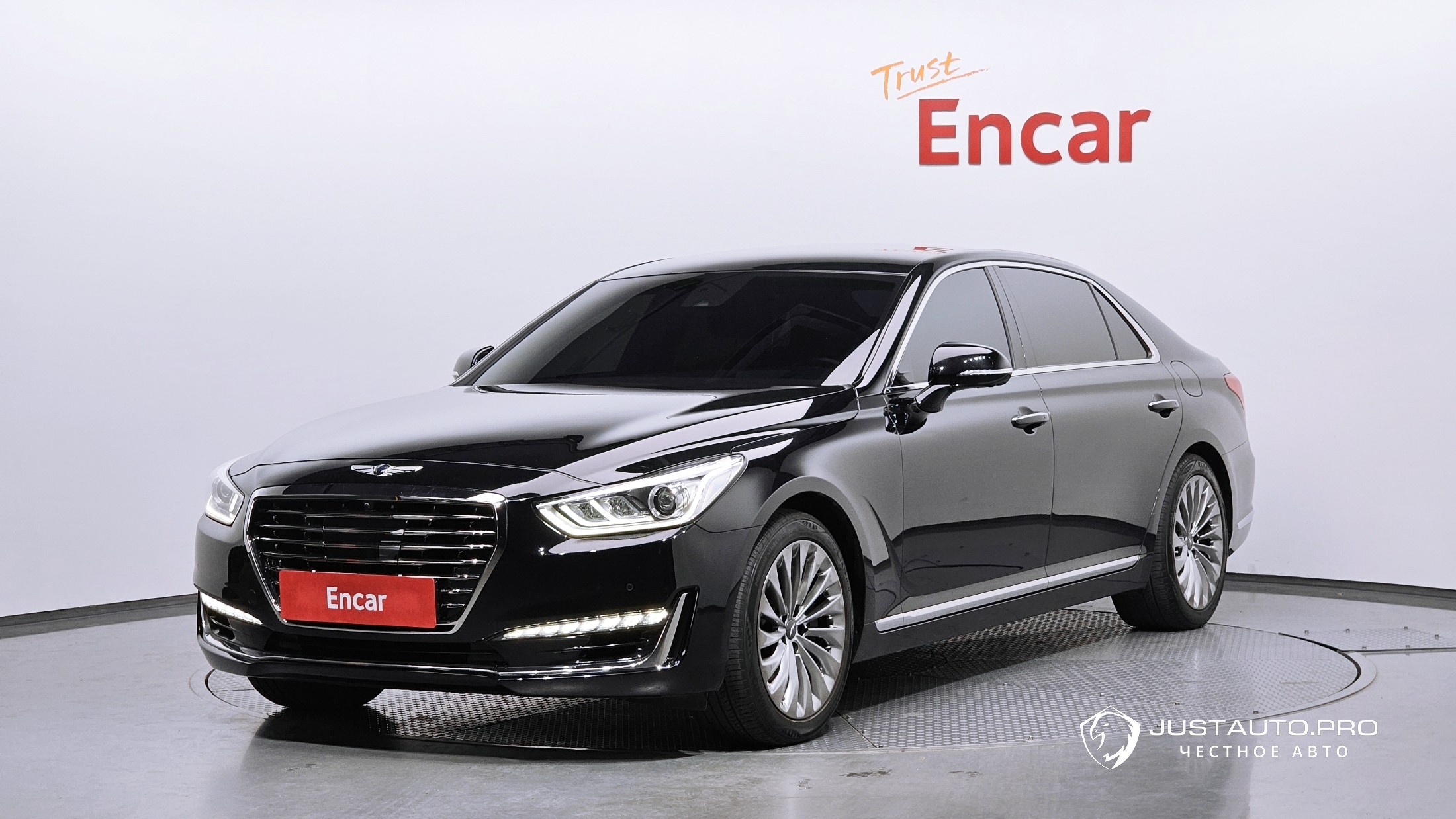 Автомобиль Genesis EQ900