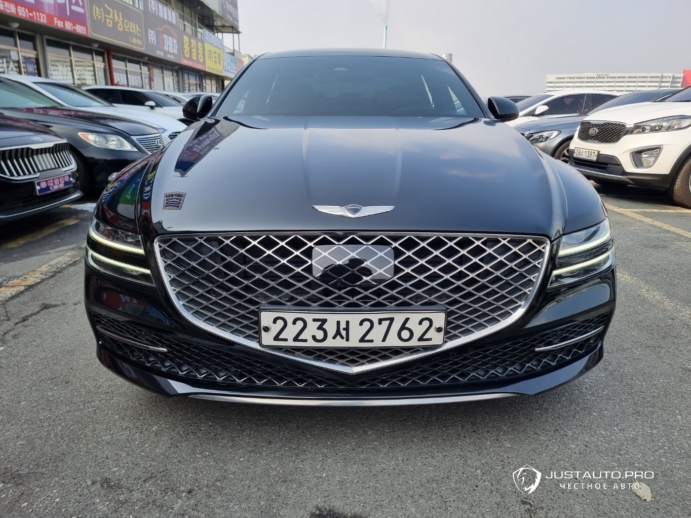Автомобиль Genesis G80