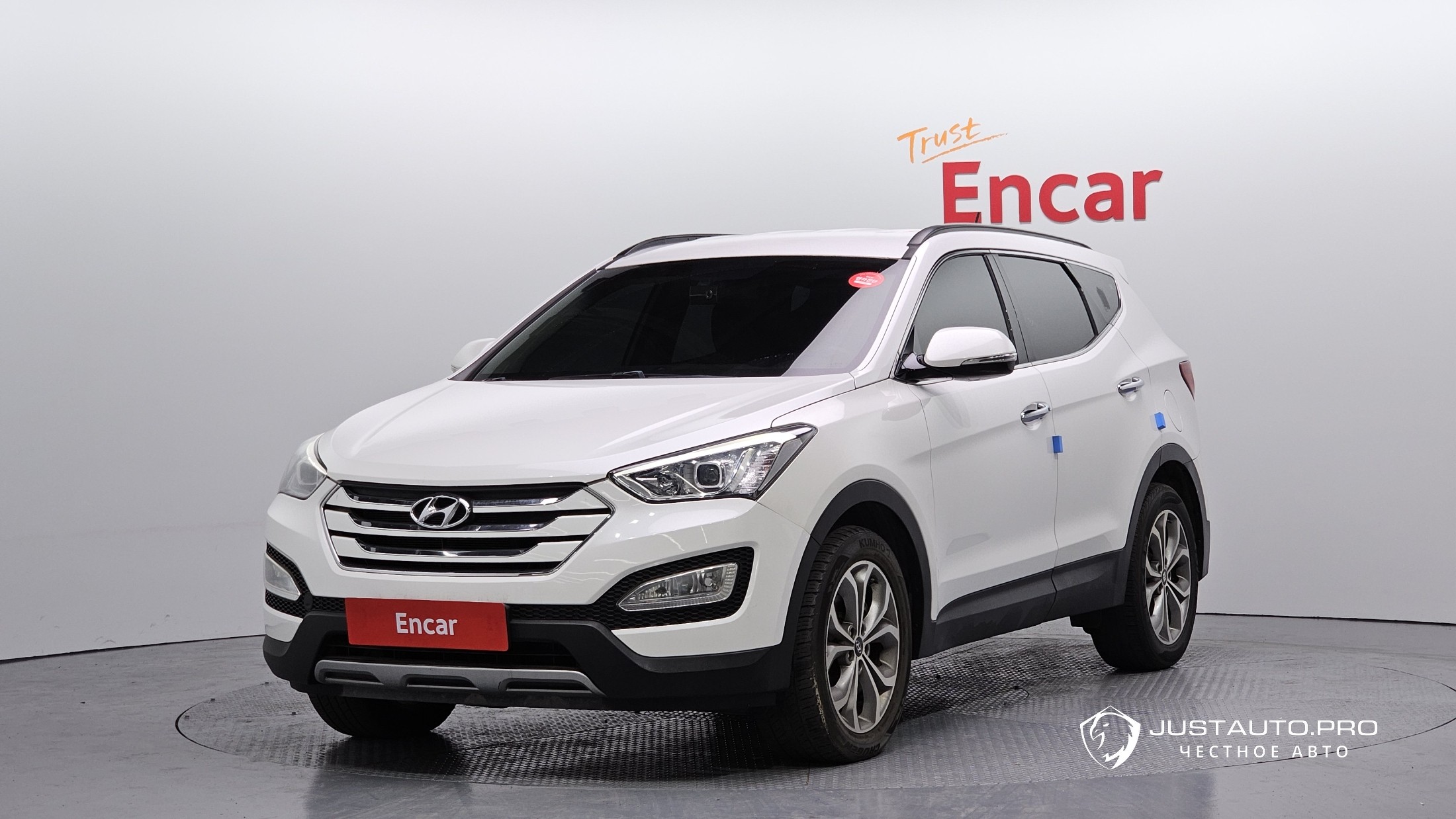 Автомобиль Hyundai Santafe