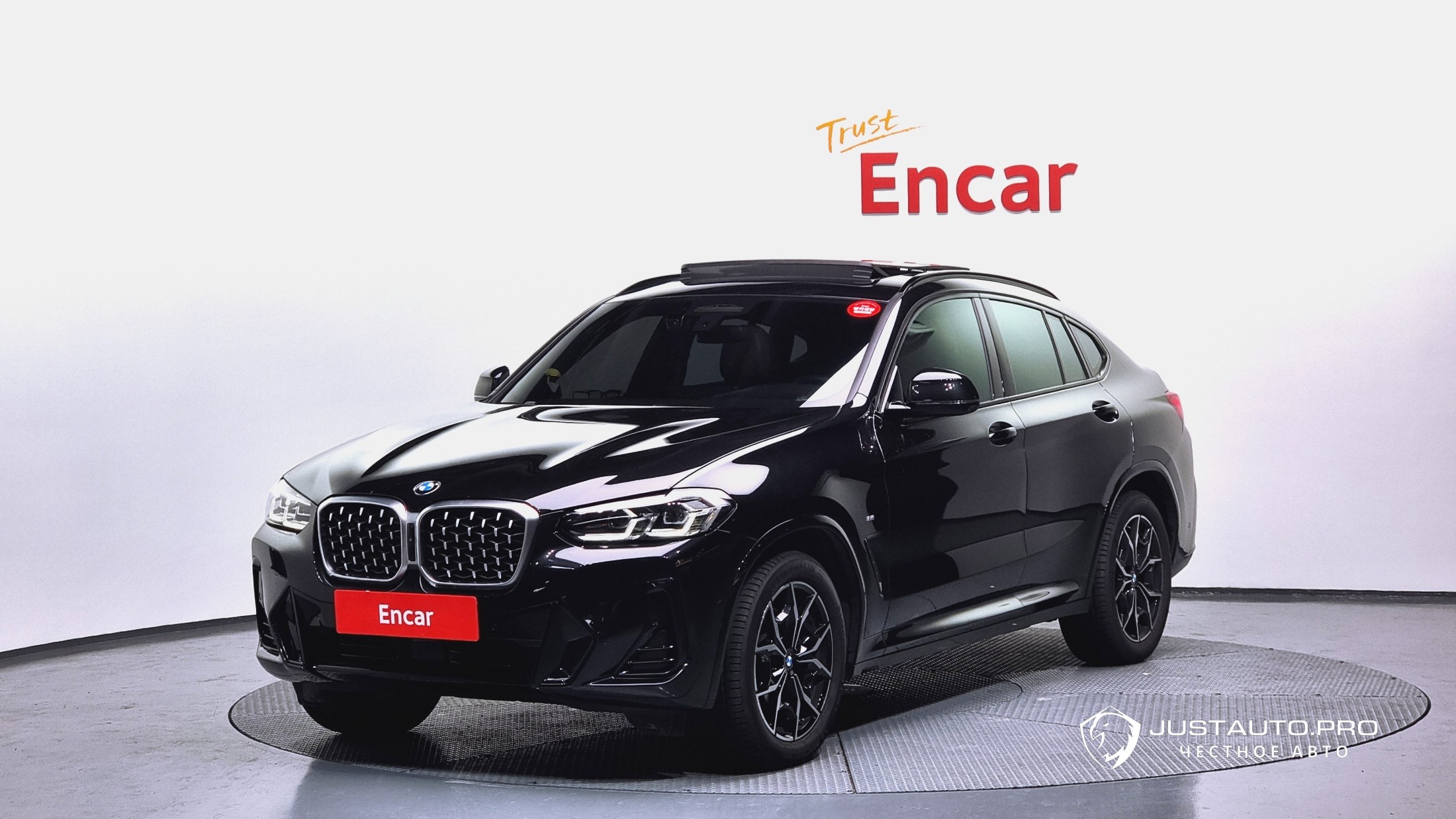 Автомобиль BMW X4