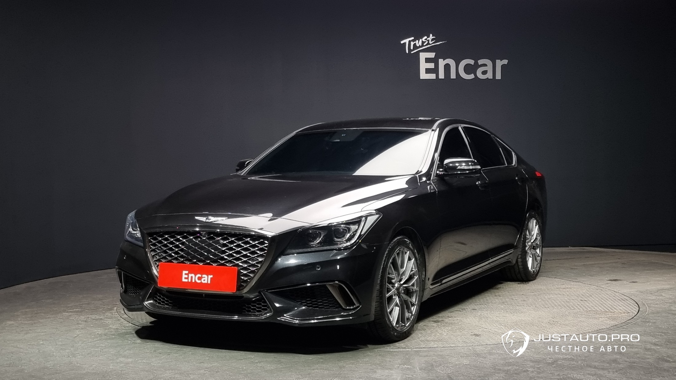 Автомобиль Genesis G80