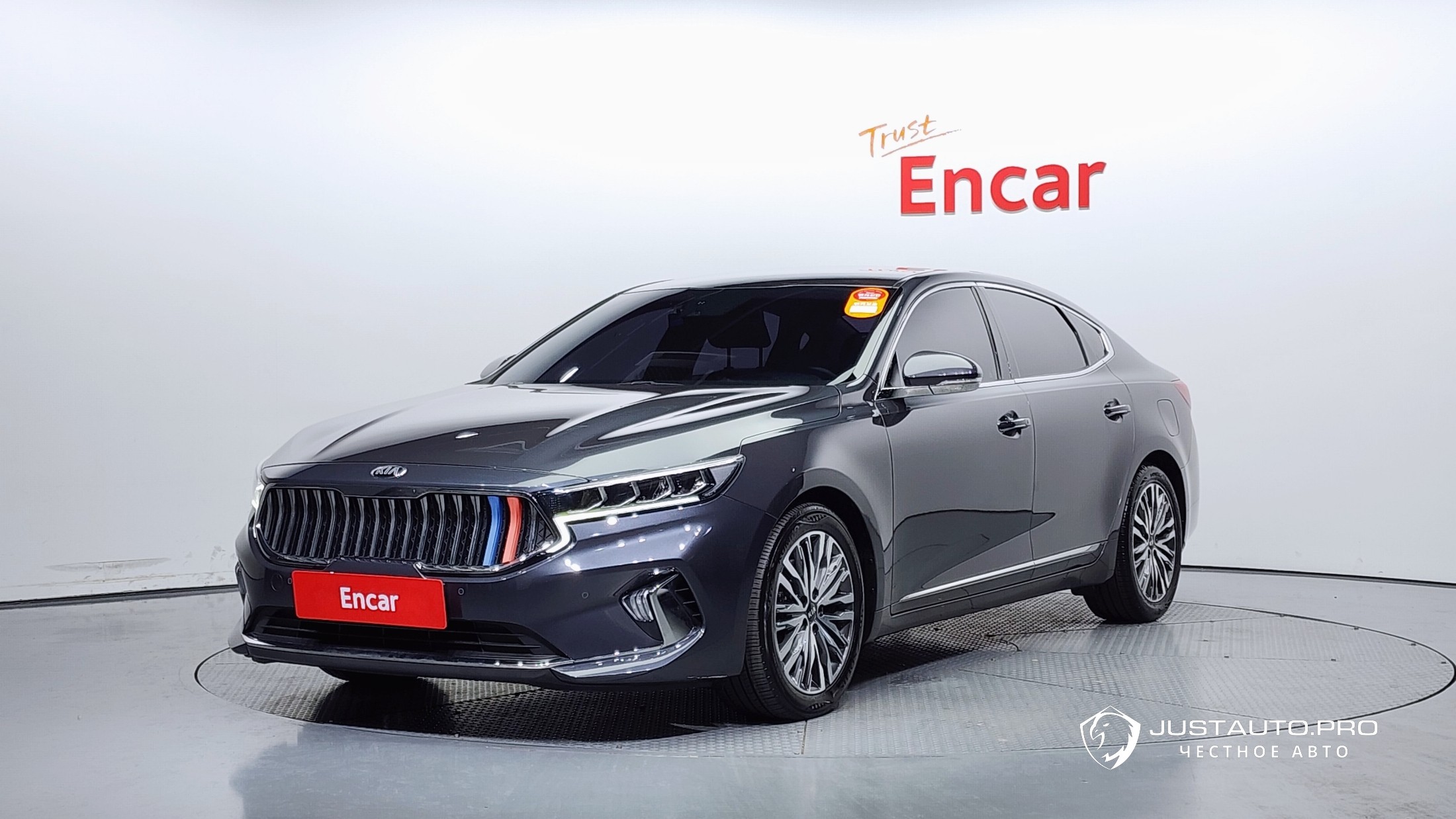 Автомобиль Kia K7