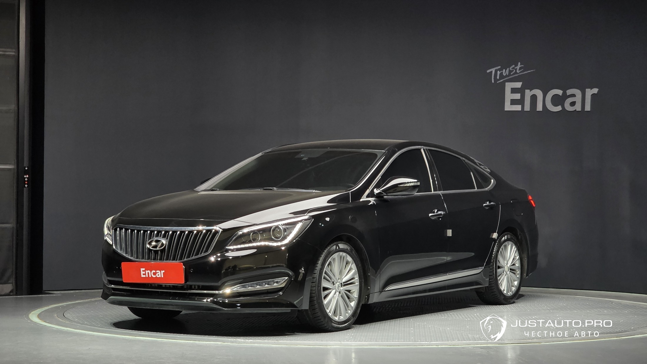 Автомобиль Hyundai Aslan