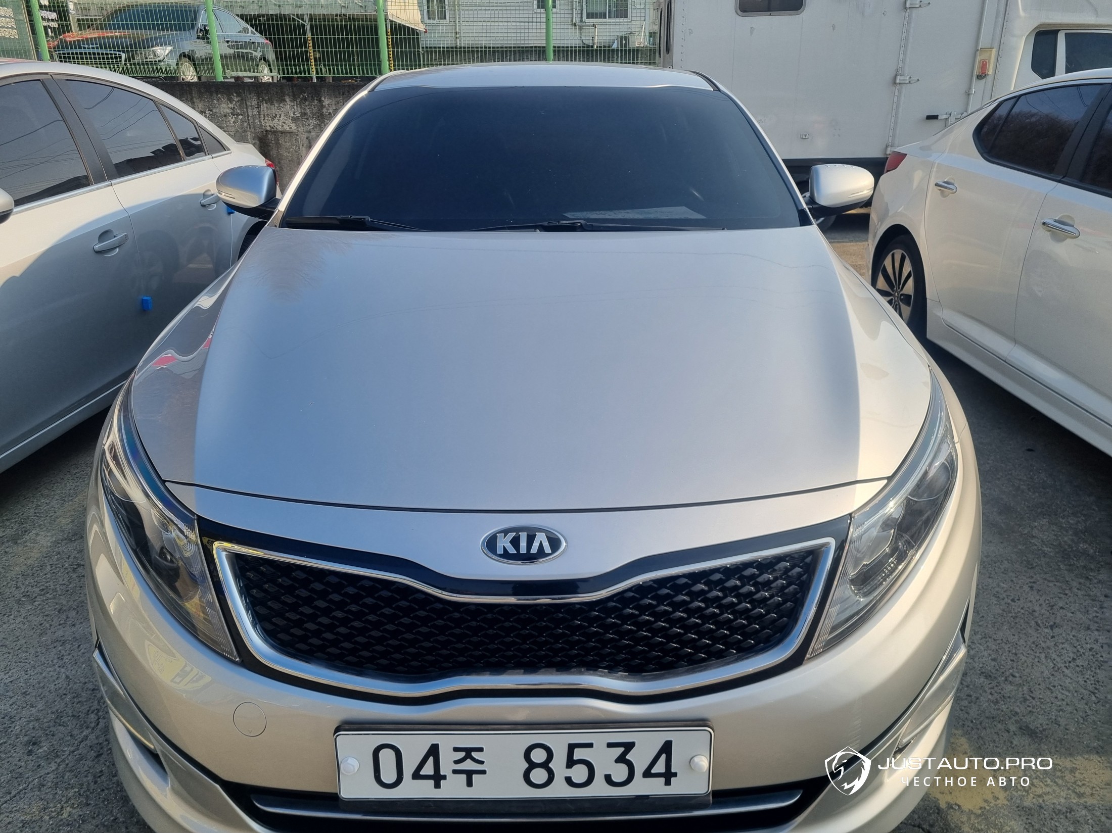 Автомобиль Kia K5