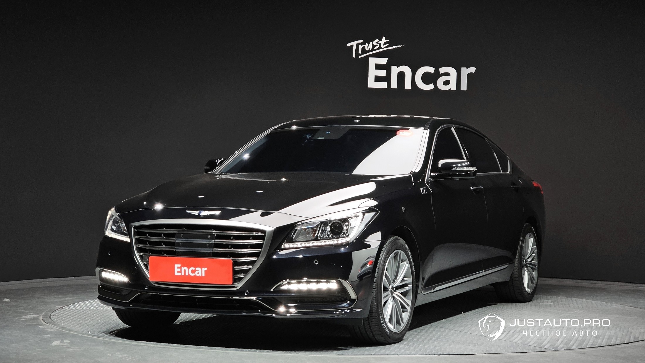 Автомобиль Genesis G80