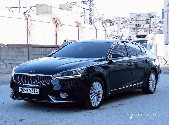 Автомобиль Kia K7