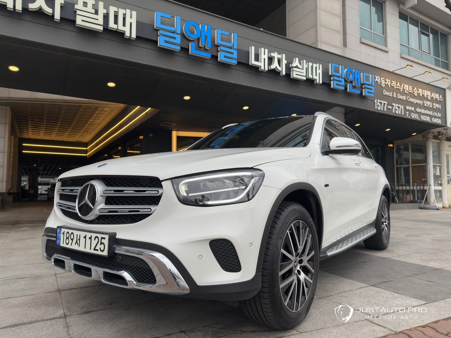 Автомобиль Mercedes-Benz GLC-Class