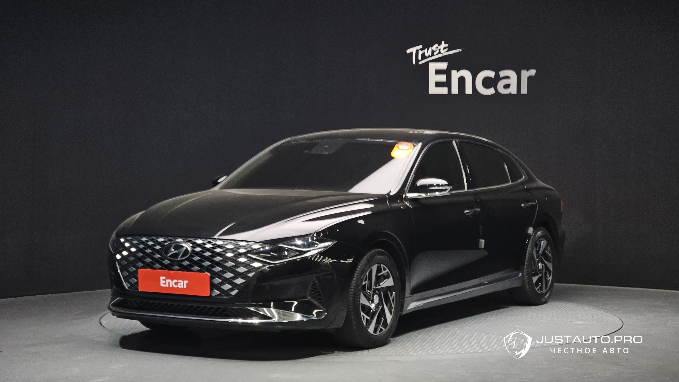 Автомобиль Hyundai Grandeur