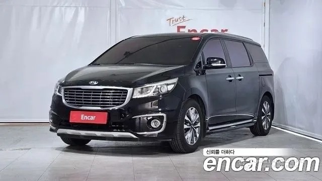 Автомобиль Kia Canival