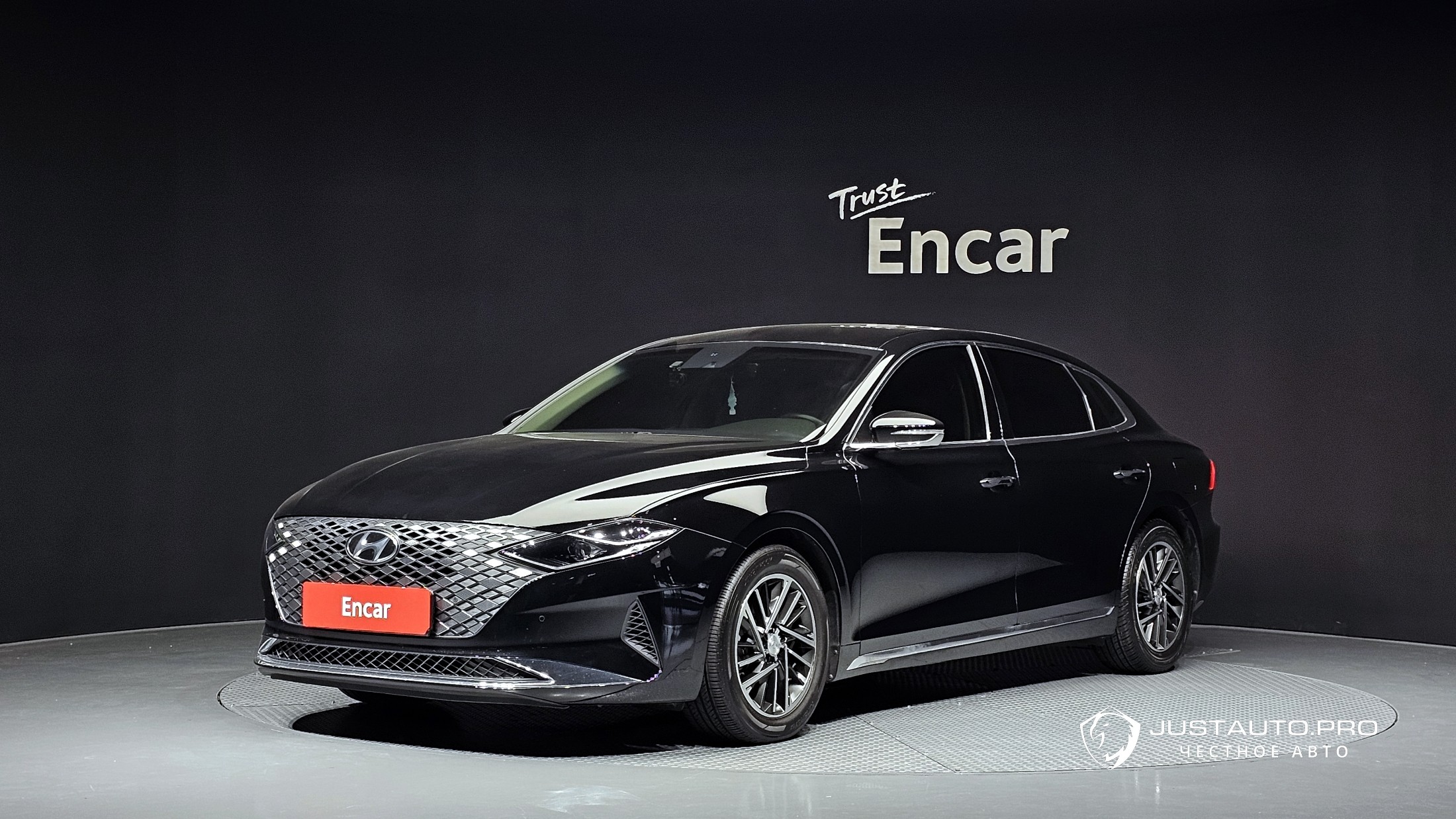 Автомобиль Hyundai Grandeur