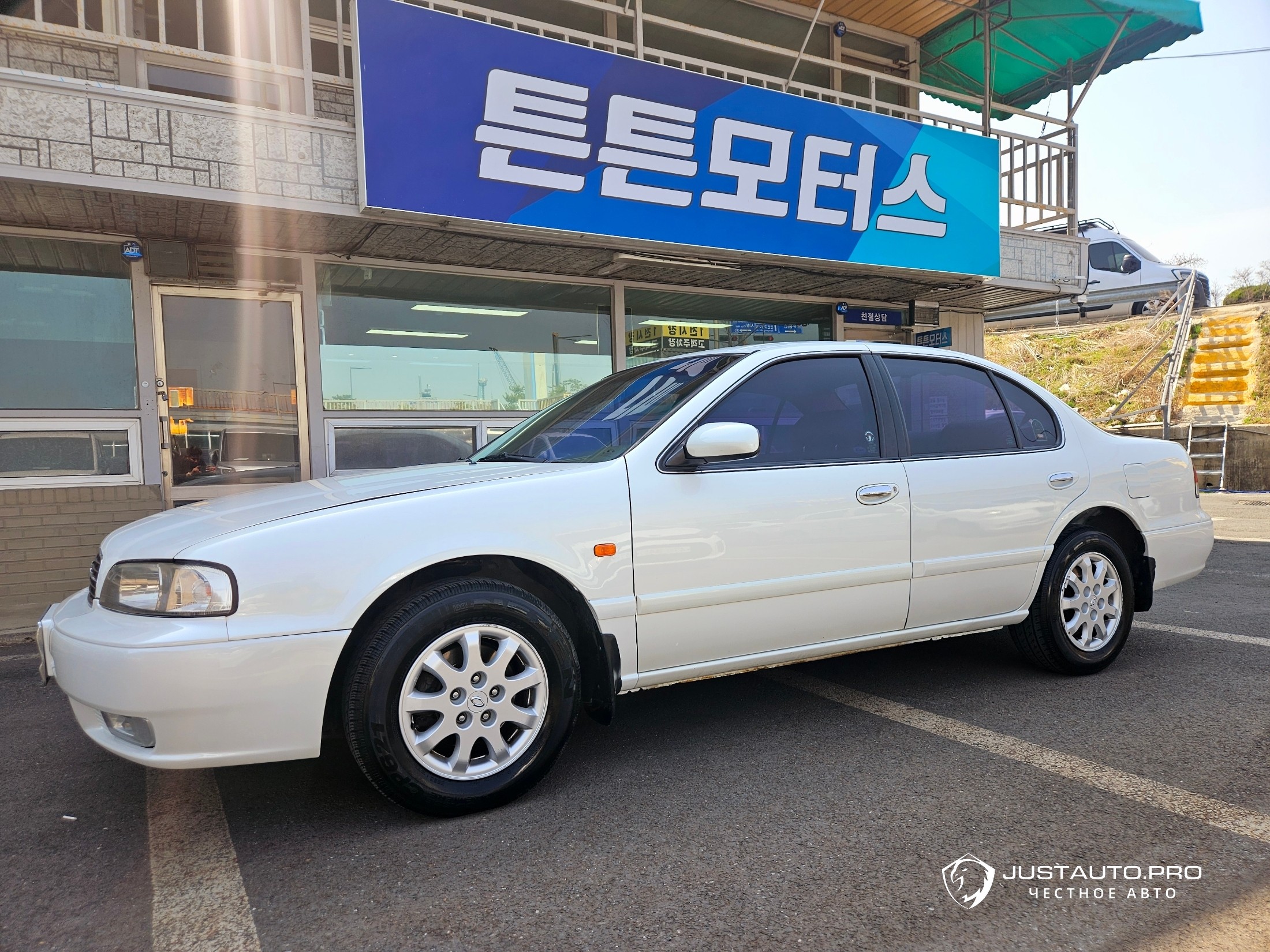 Автомобиль Renault-KoreaSamsung SM5 