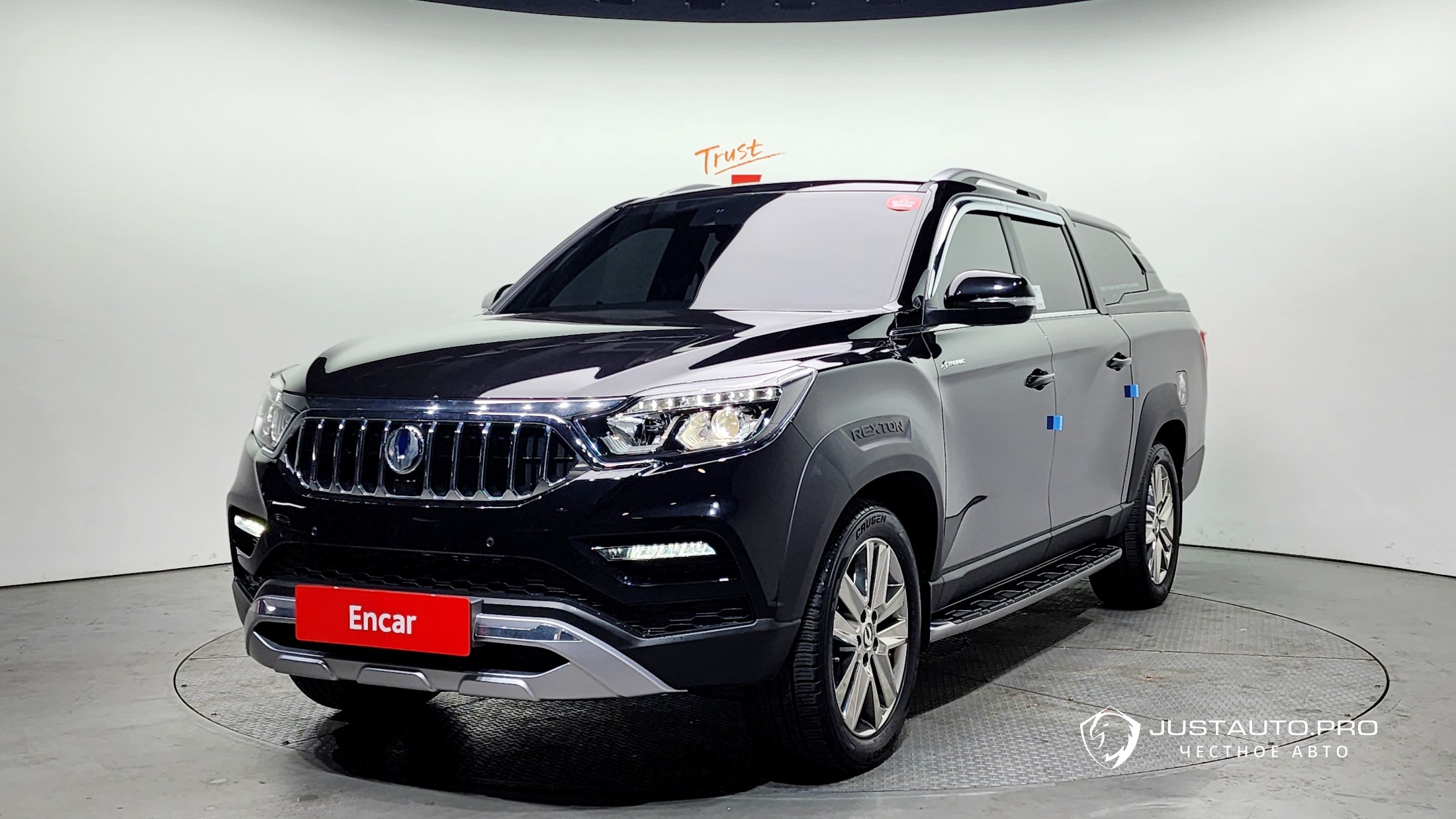 Автомобиль KG_Mobility_Ssangyong Rexton