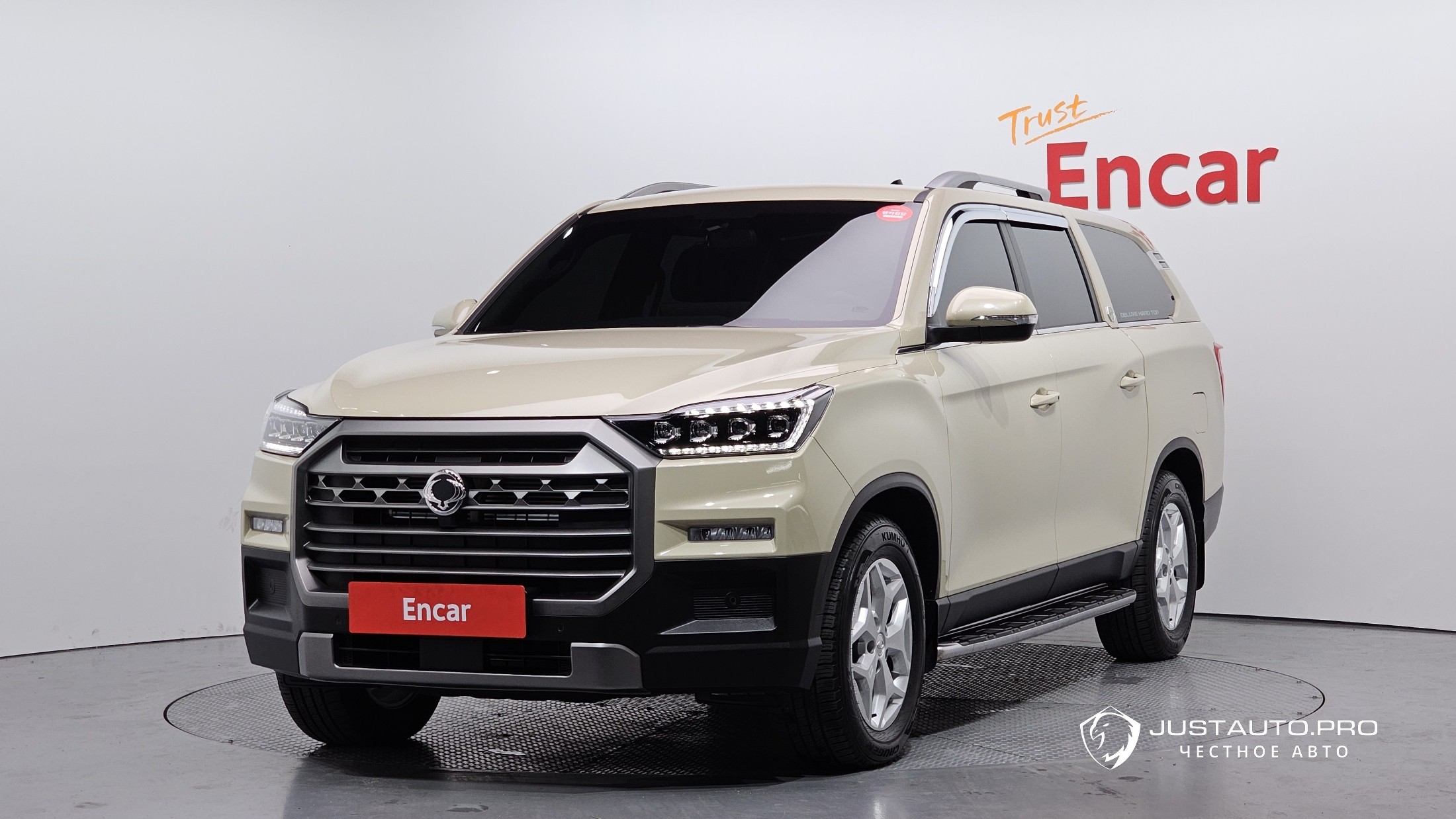 Автомобиль KG_Mobility_Ssangyong Rexton