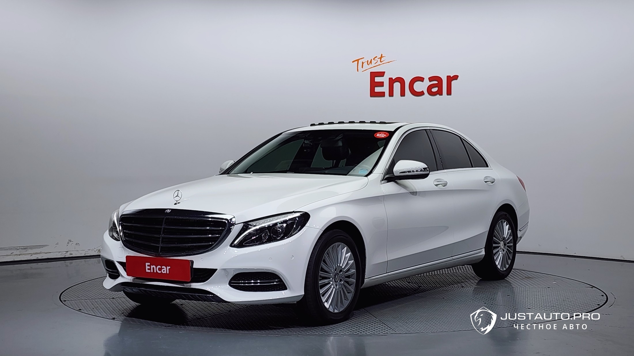 Автомобиль Mercedes-Benz C-Class