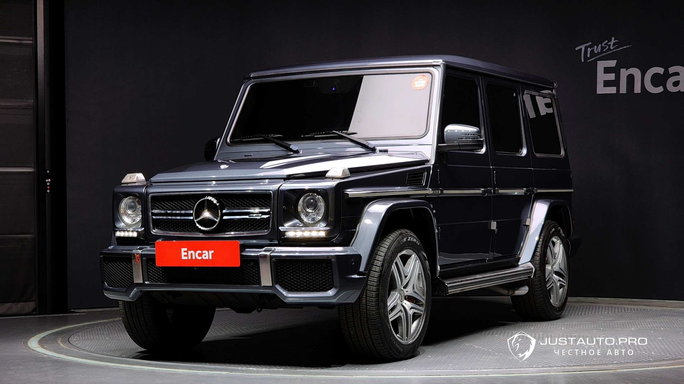 Автомобиль Mercedes-Benz G-Class