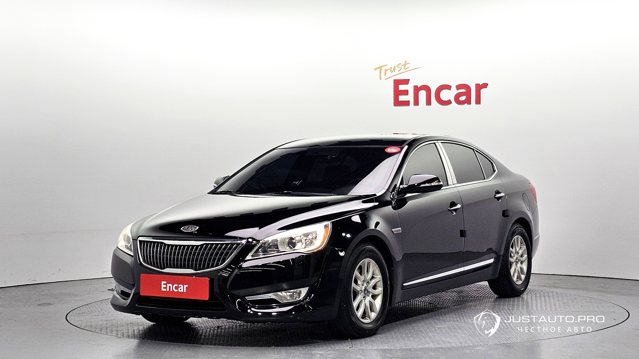 Автомобиль Kia K7