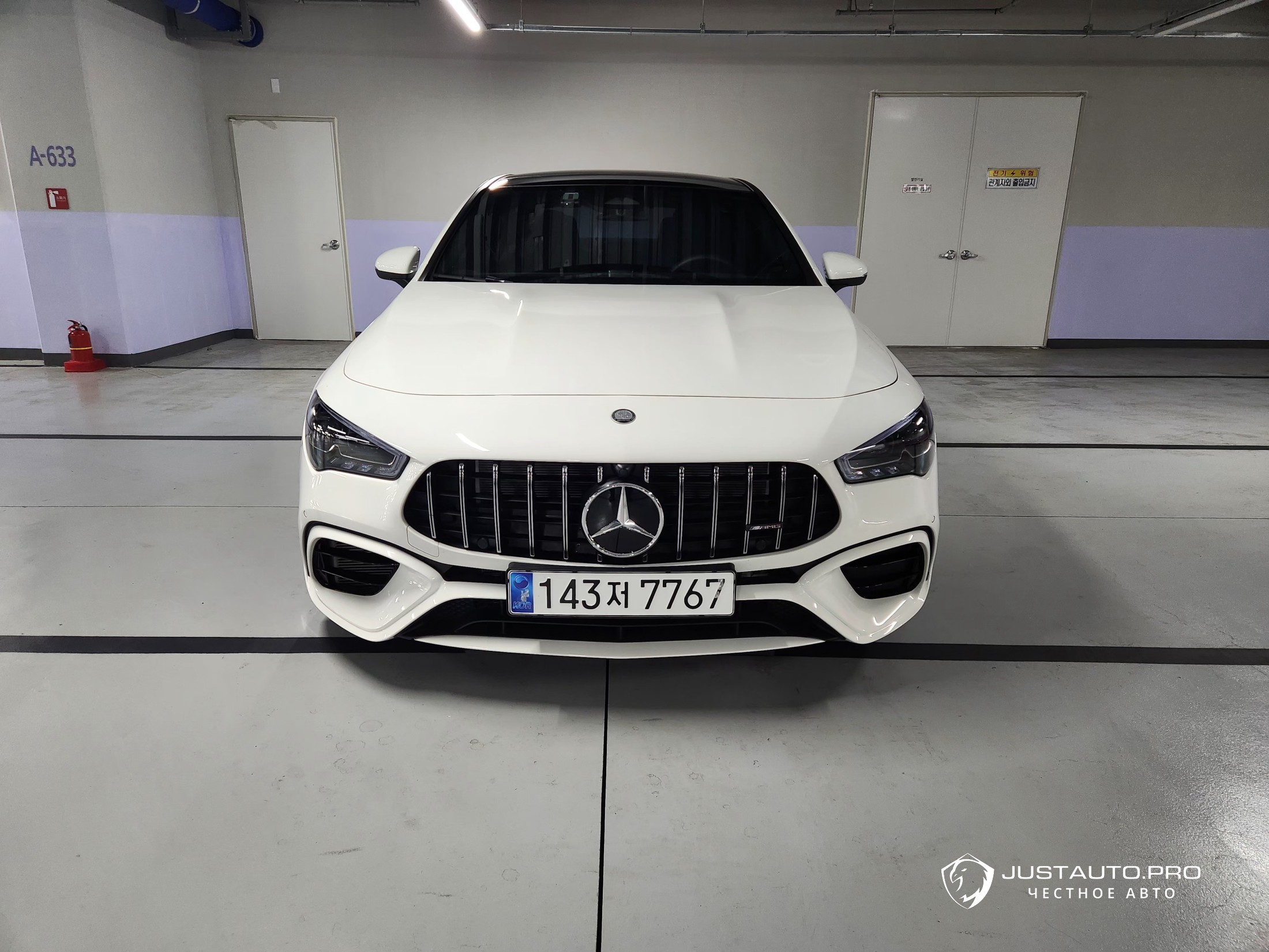 Автомобиль Mercedes-Benz CLA-Class