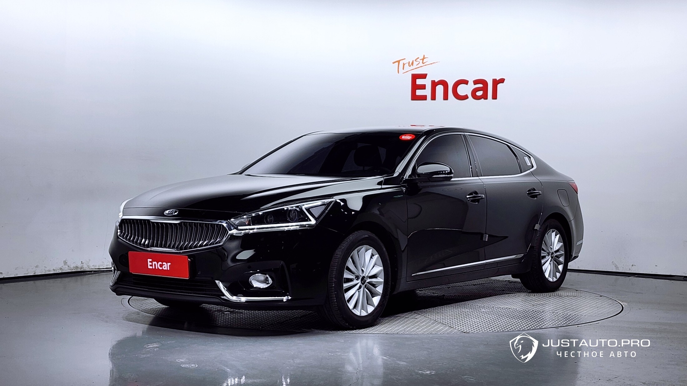 Автомобиль Kia K7