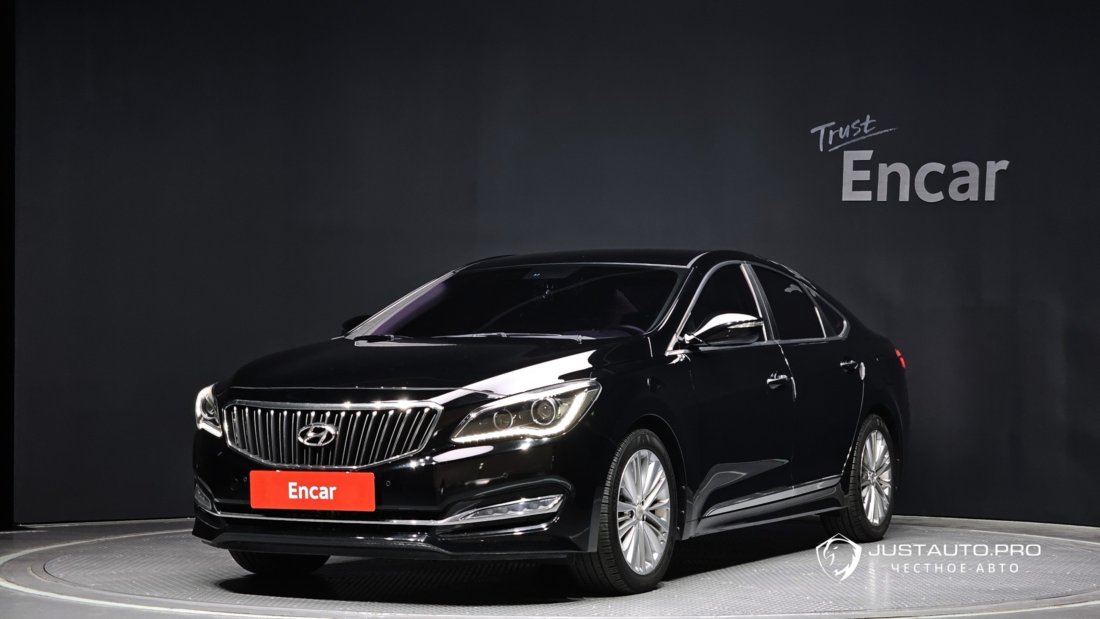 Автомобиль Hyundai Aslan