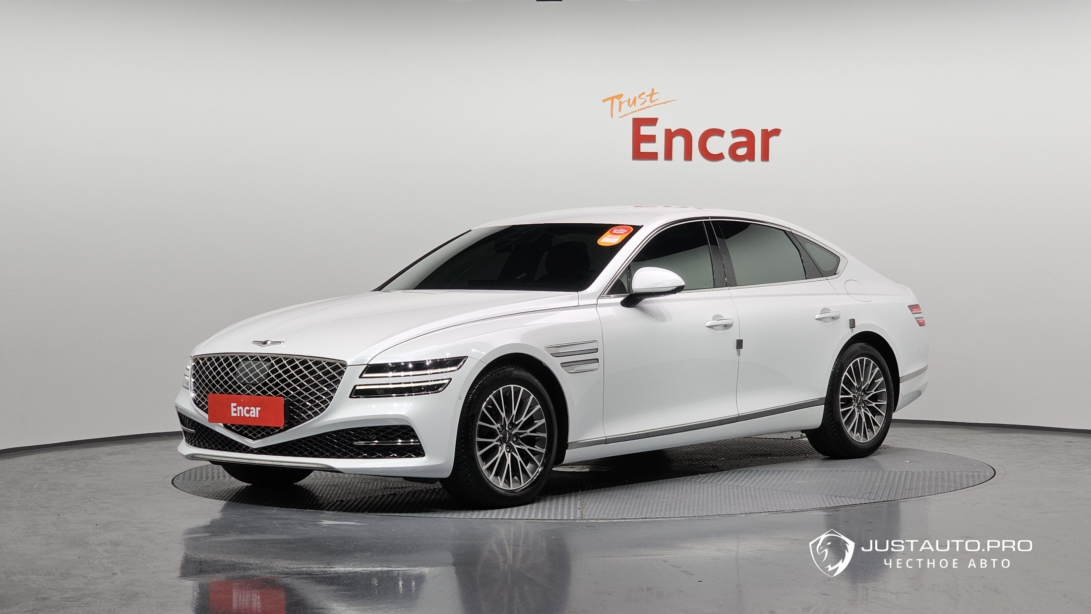 Автомобиль Genesis G80