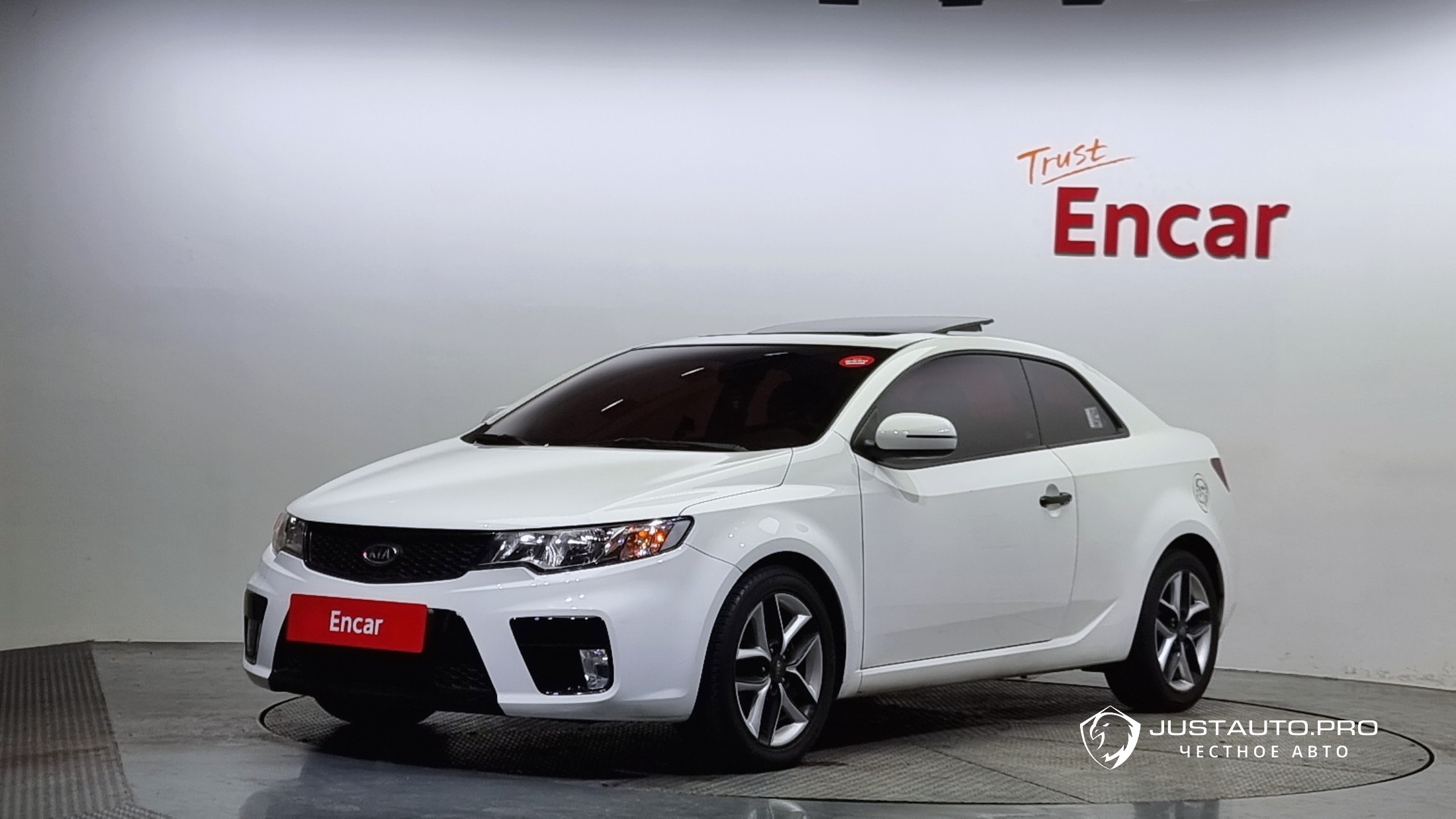 Автомобиль Kia Porte