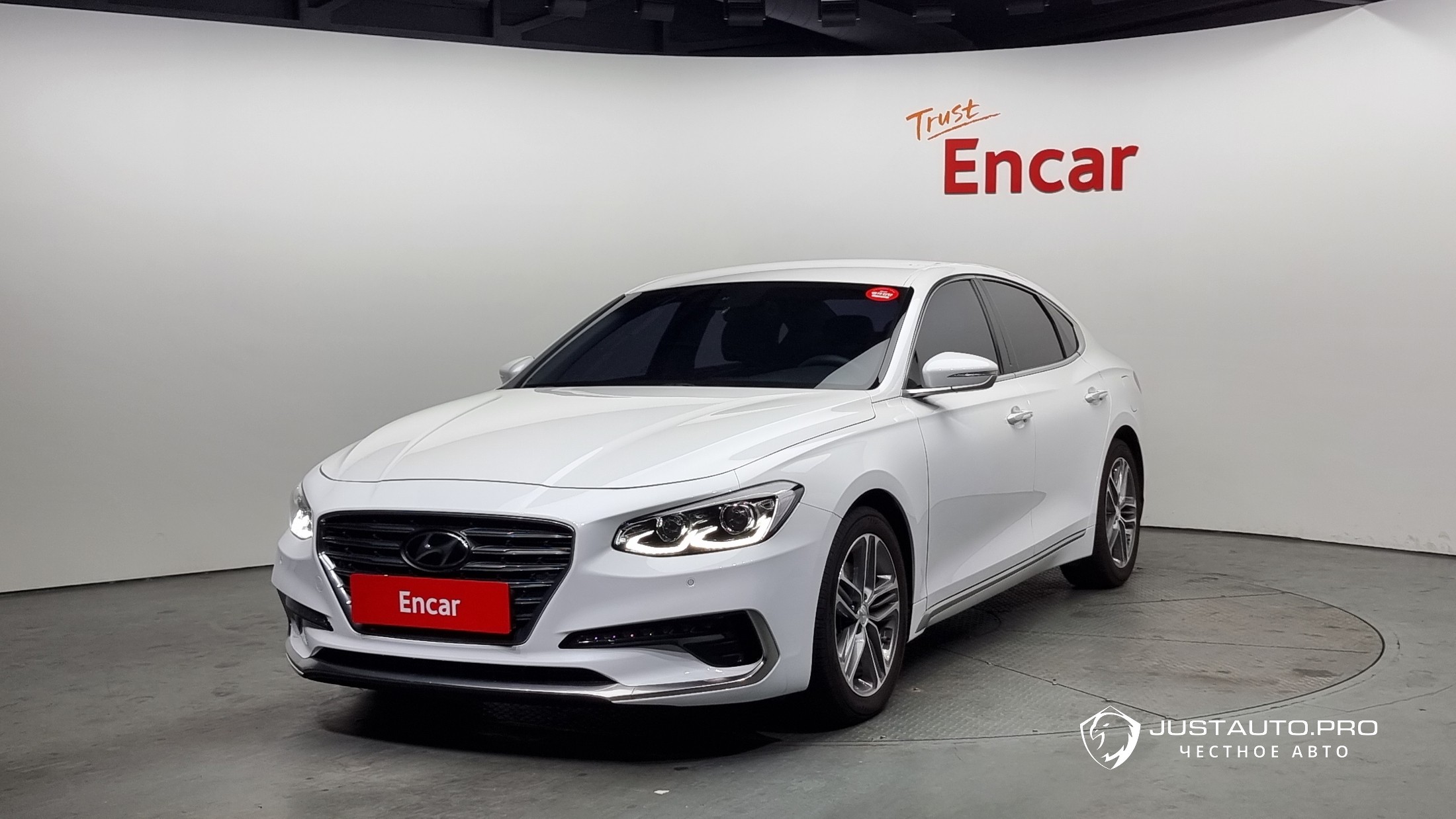 Автомобиль Hyundai Grandeur