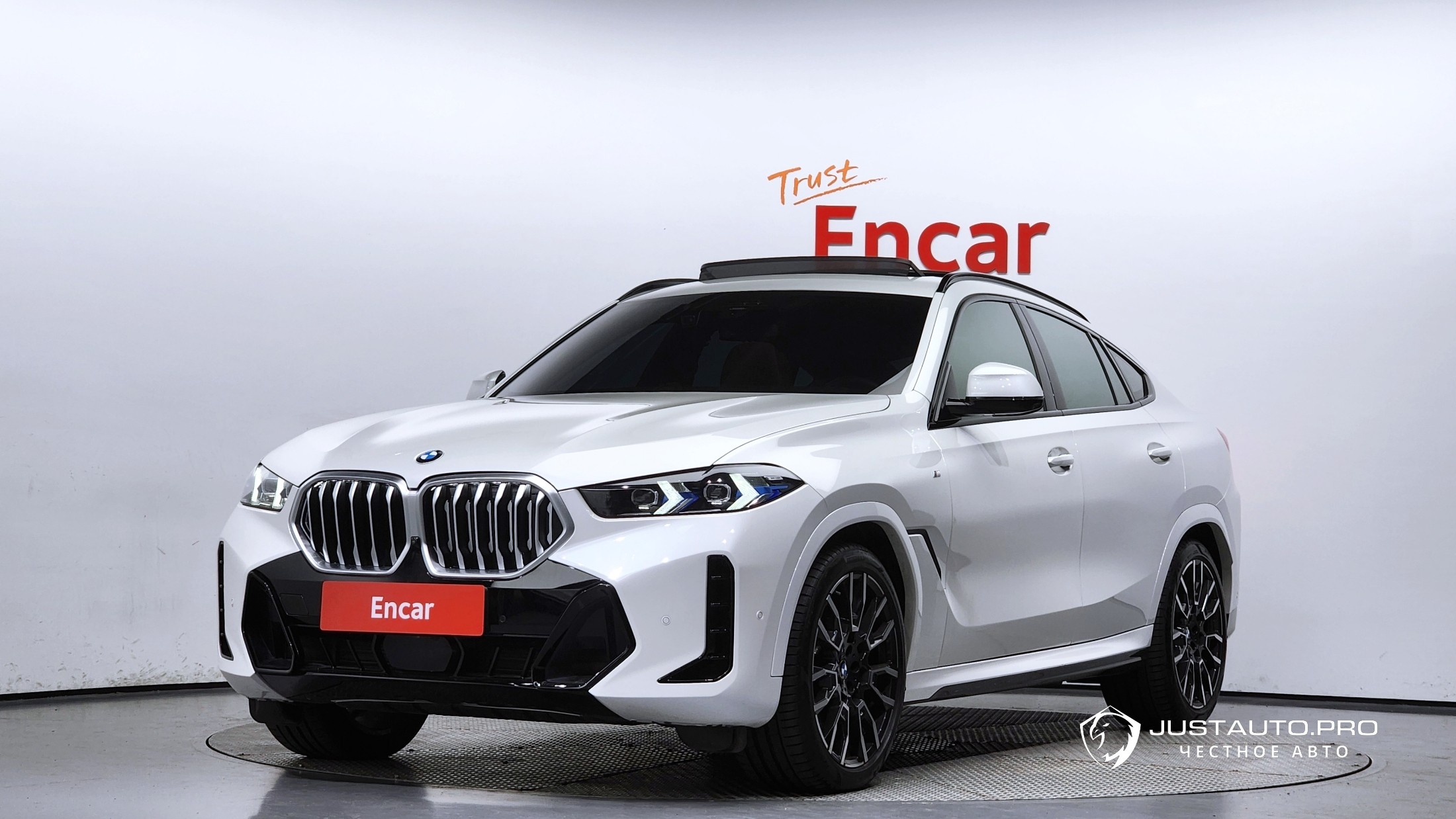 Автомобиль BMW X6