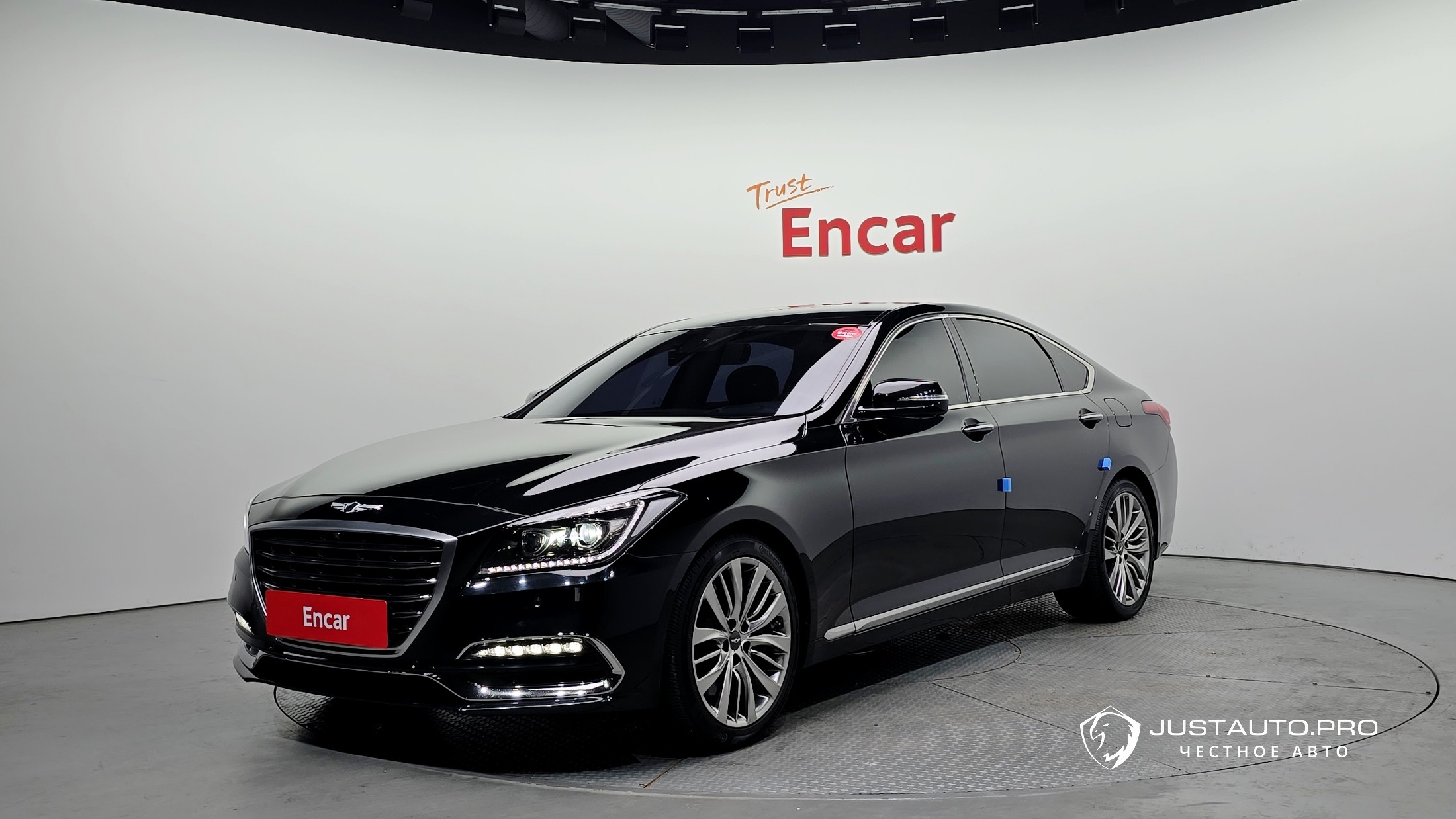 Автомобиль Genesis G80
