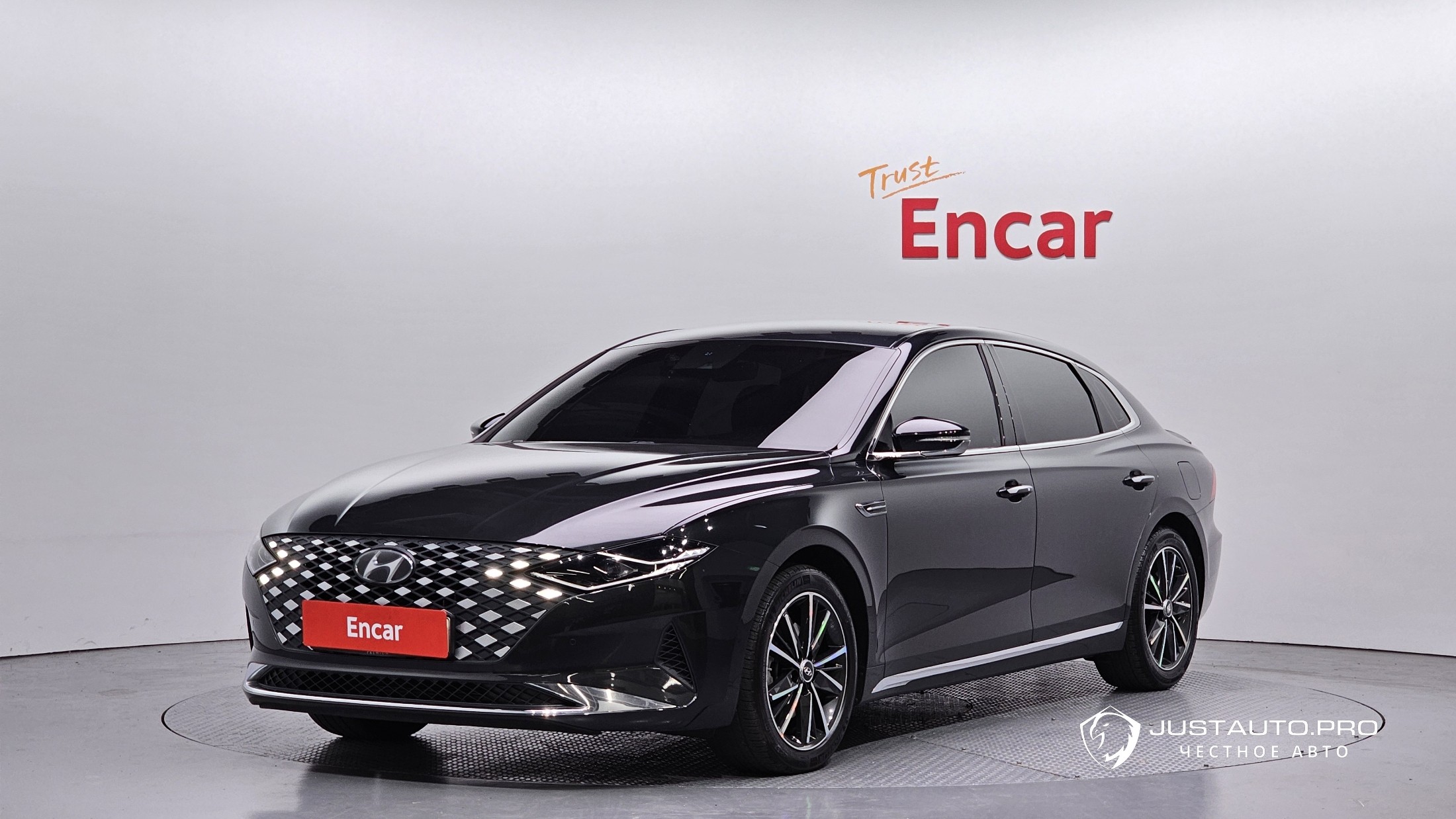 Автомобиль Hyundai Grandeur