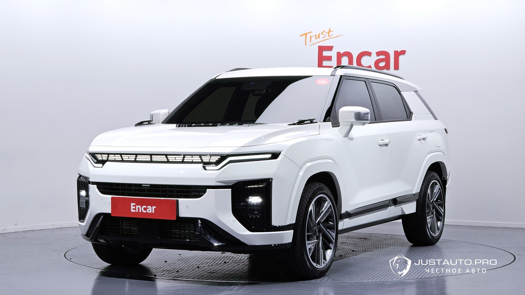 Автомобиль KG_Mobility_Ssangyong Actyon