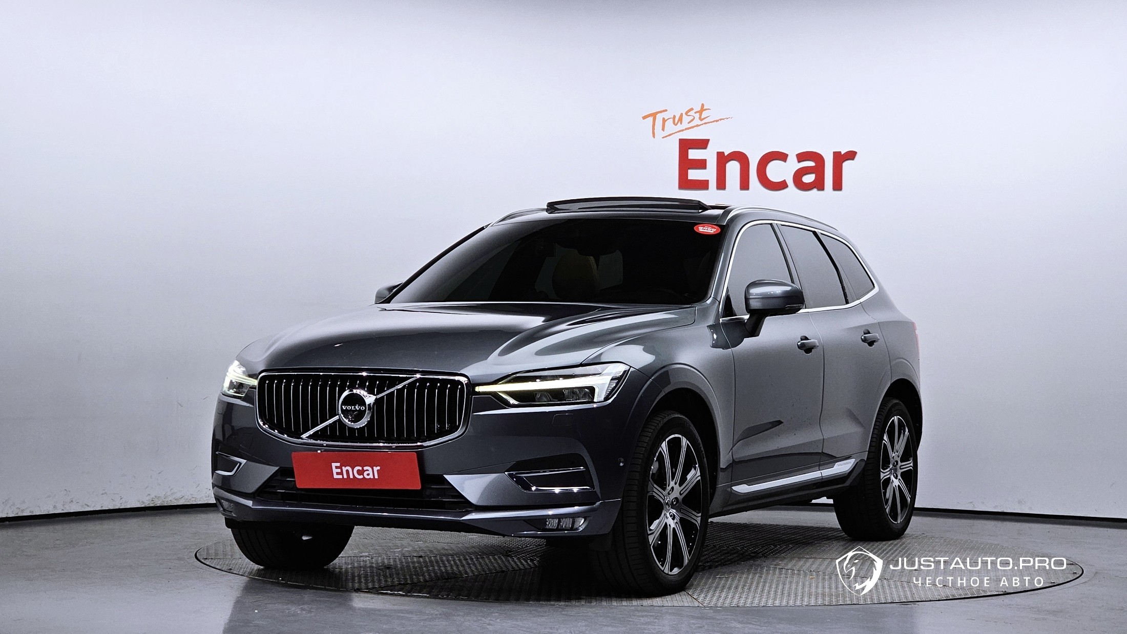 Автомобиль Volvo XC60